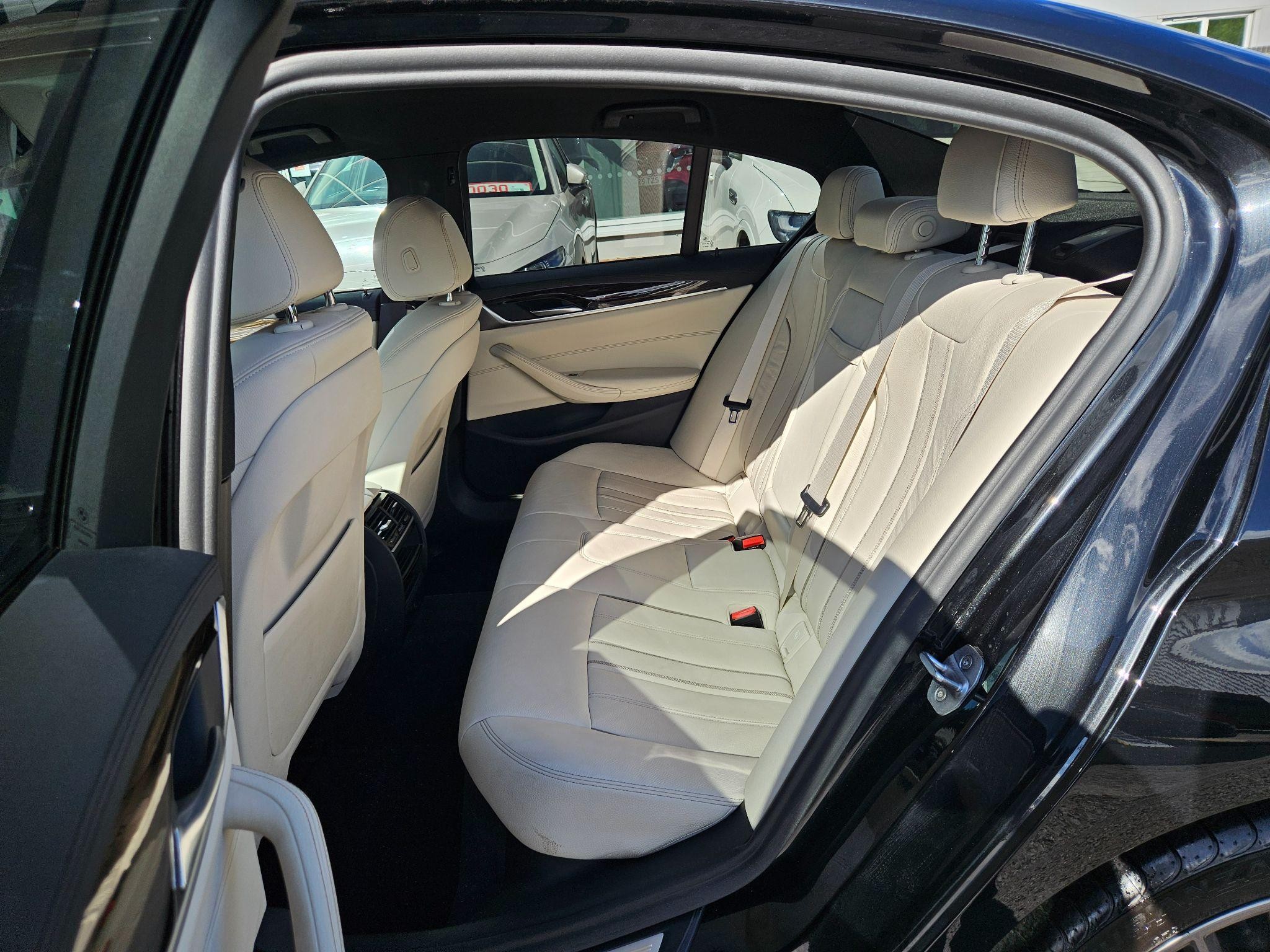 BMW 5 Series Image 19