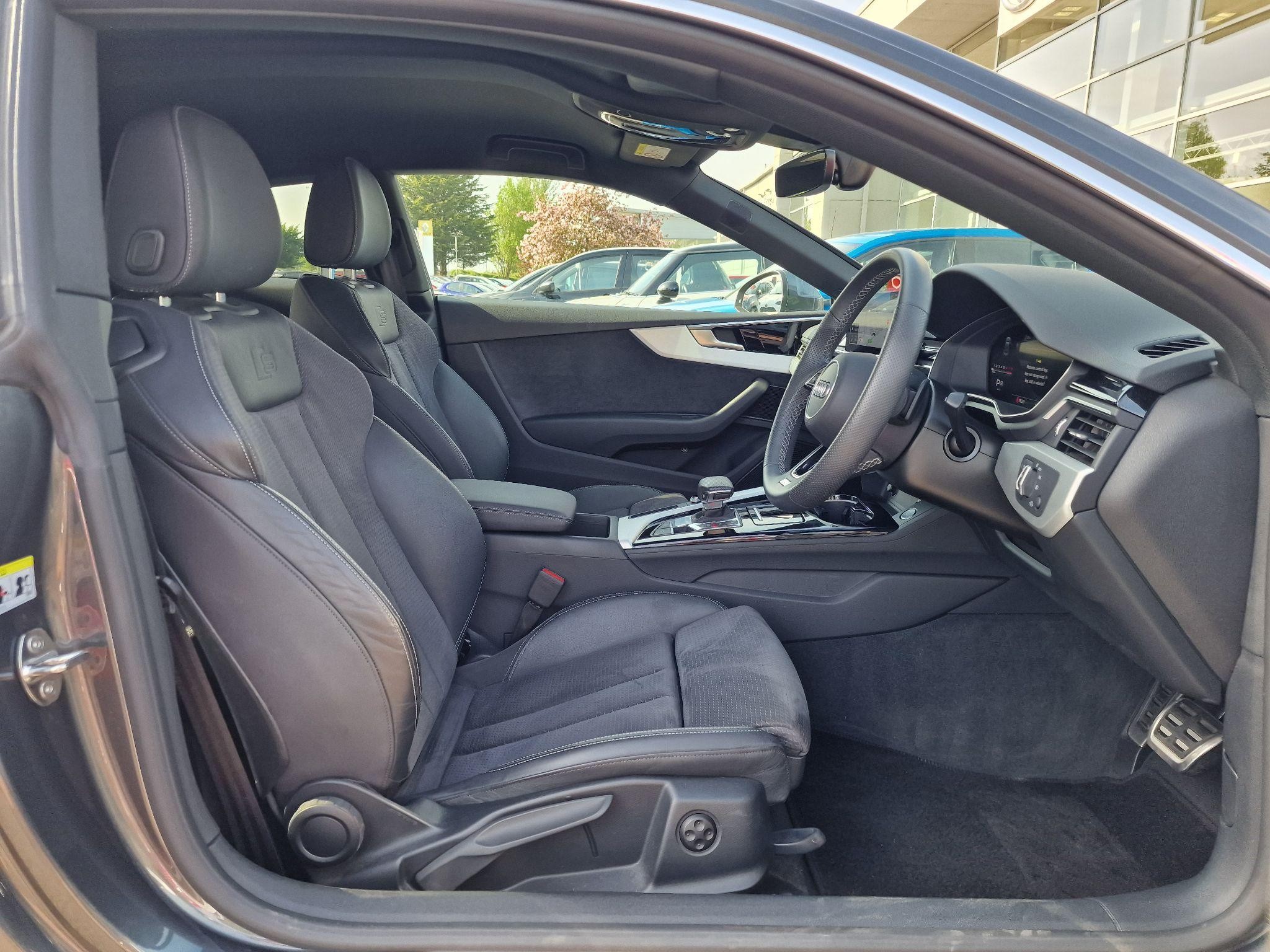 Audi A5 Image 11