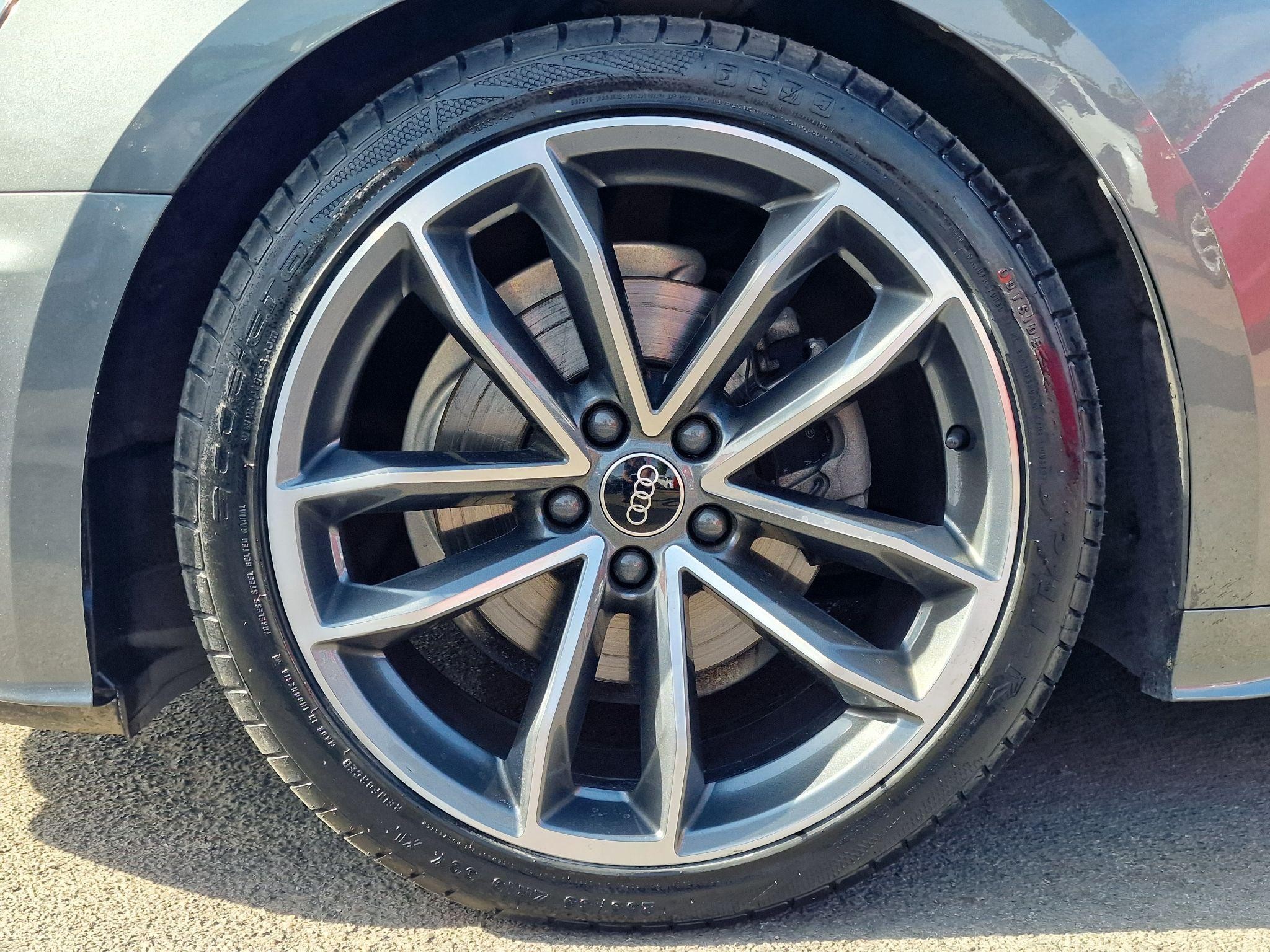 Audi A5 Image 18
