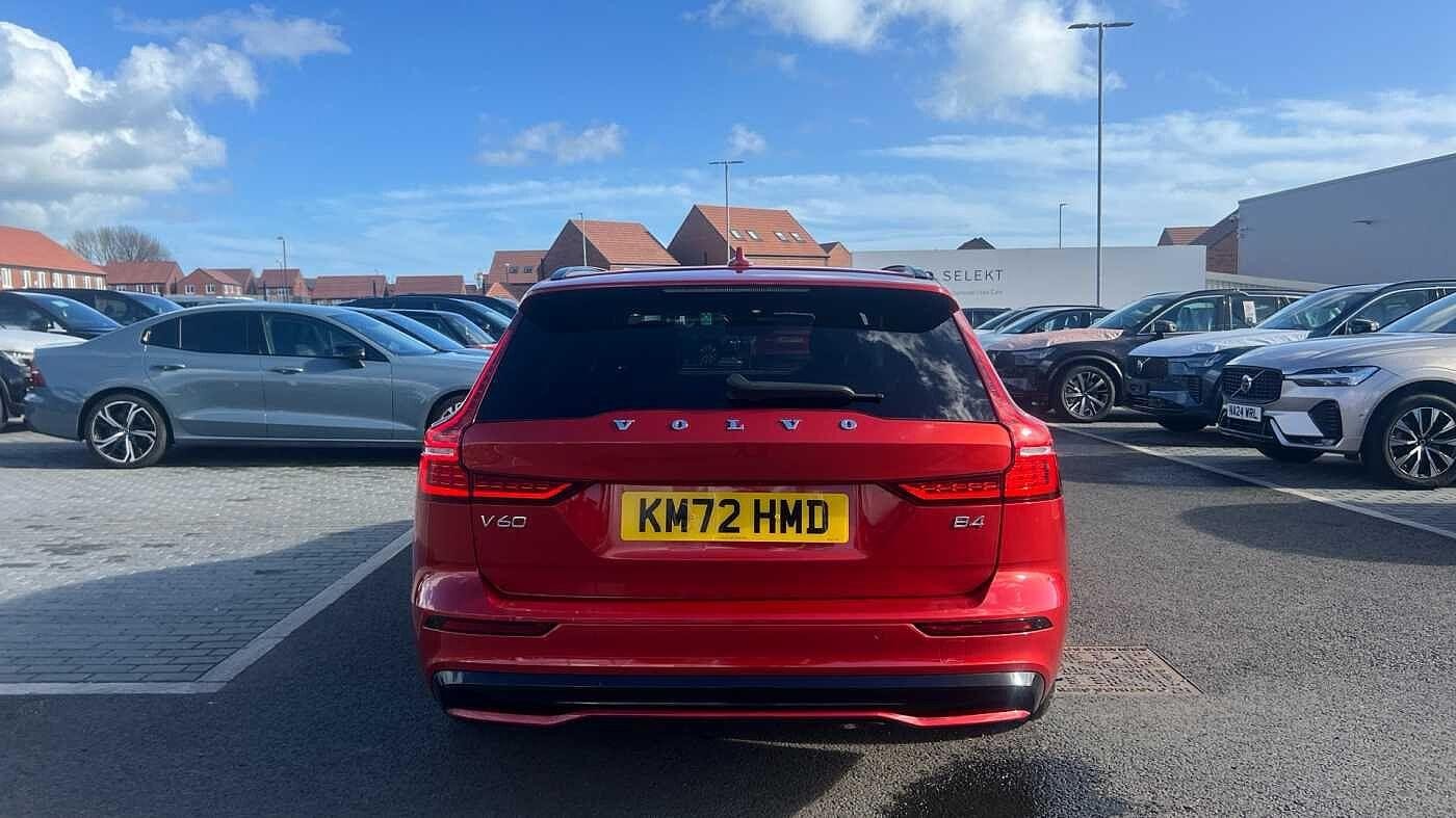 Volvo V60 Image 14