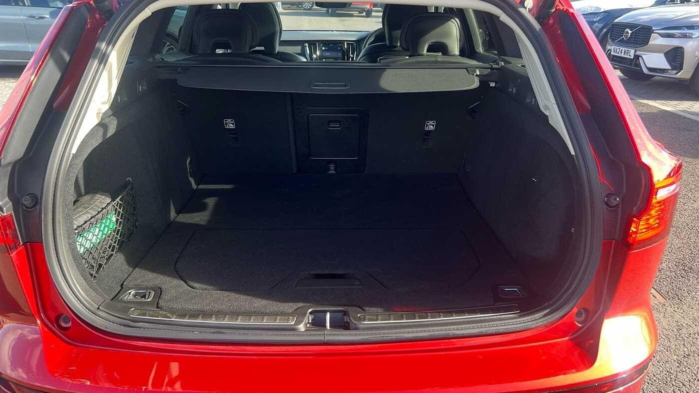 Volvo V60 Image 18