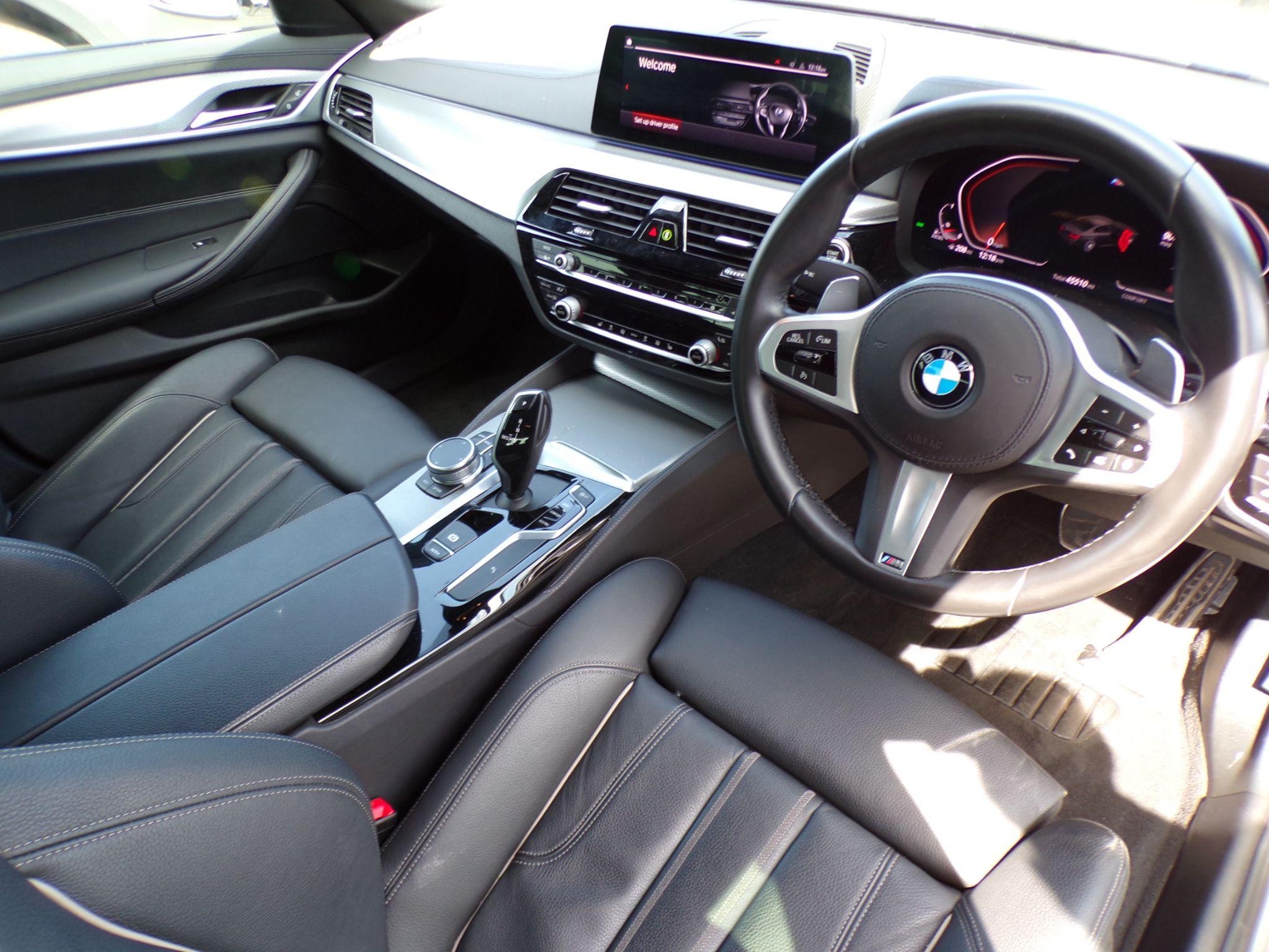 BMW 5 Series Image 13