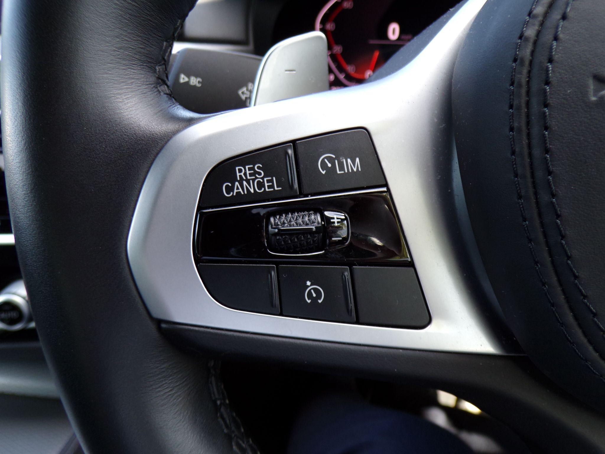 BMW 5 Series Image 17
