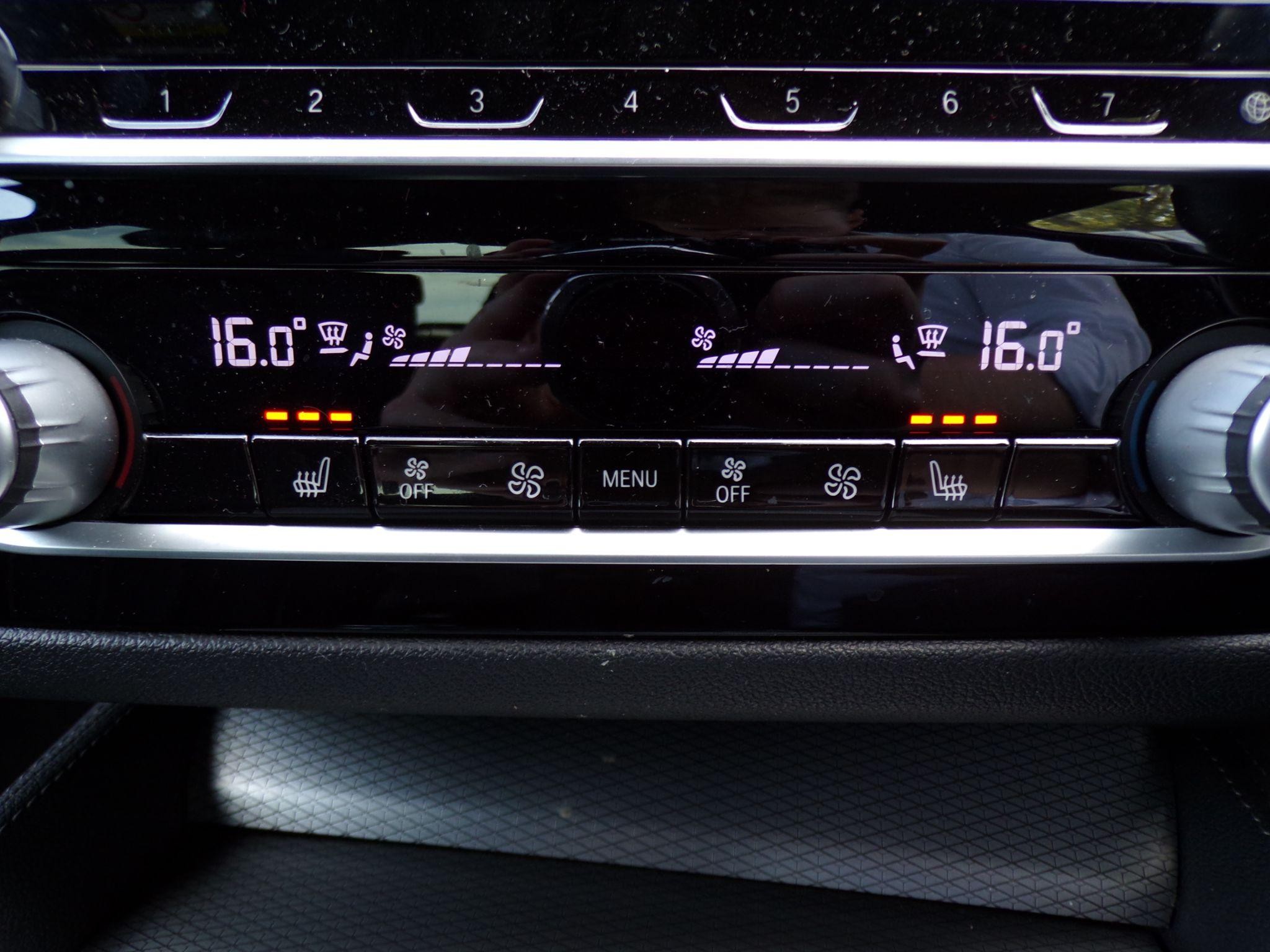 BMW 5 Series Image 21