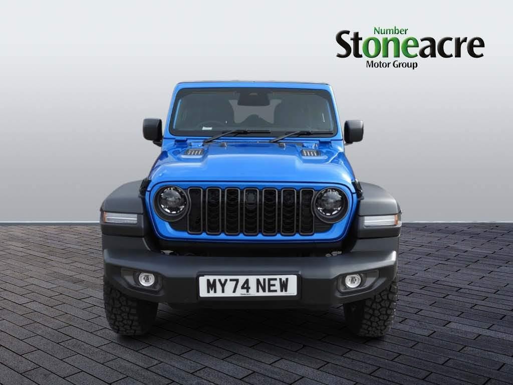 Jeep Wrangler Image 8