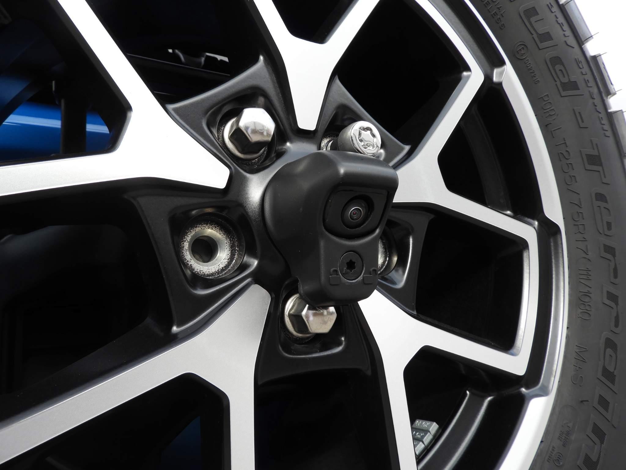 Jeep Wrangler Image 11