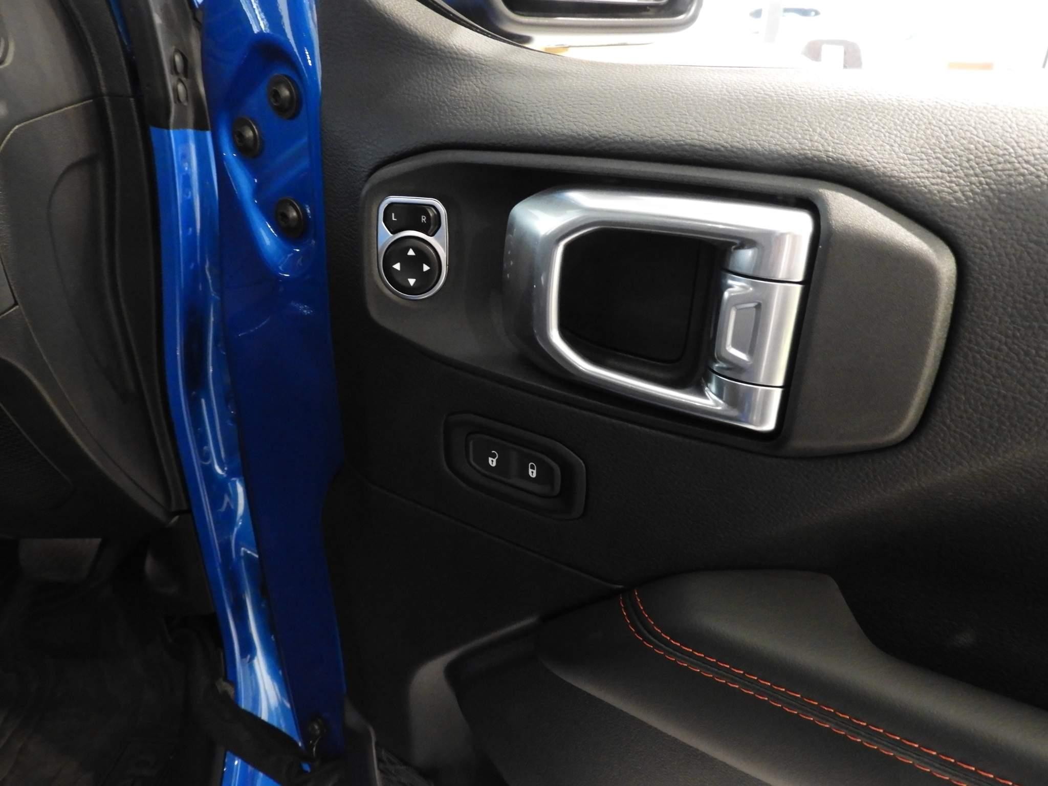 Jeep Wrangler Image 35