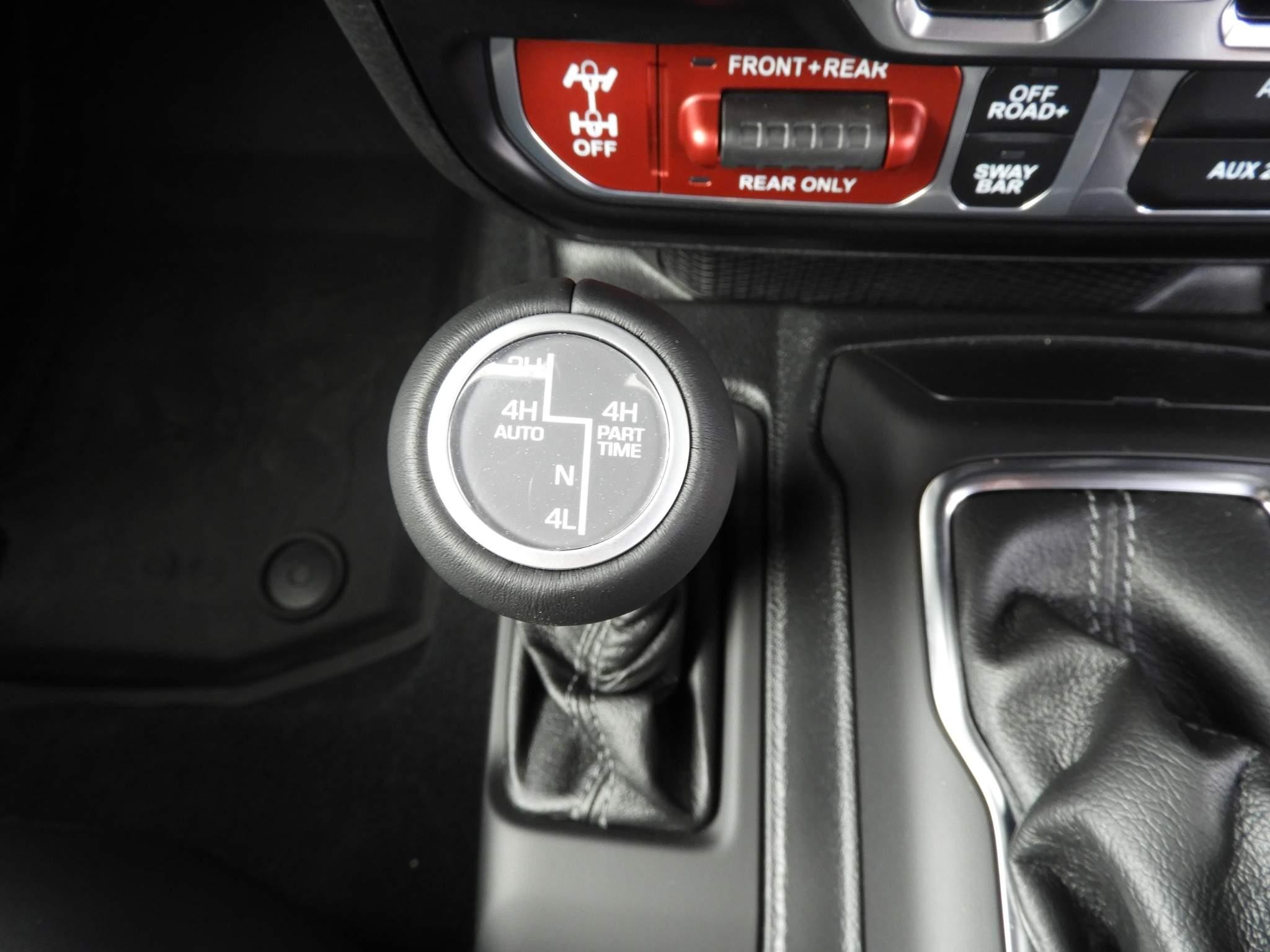 Jeep Wrangler Image 37