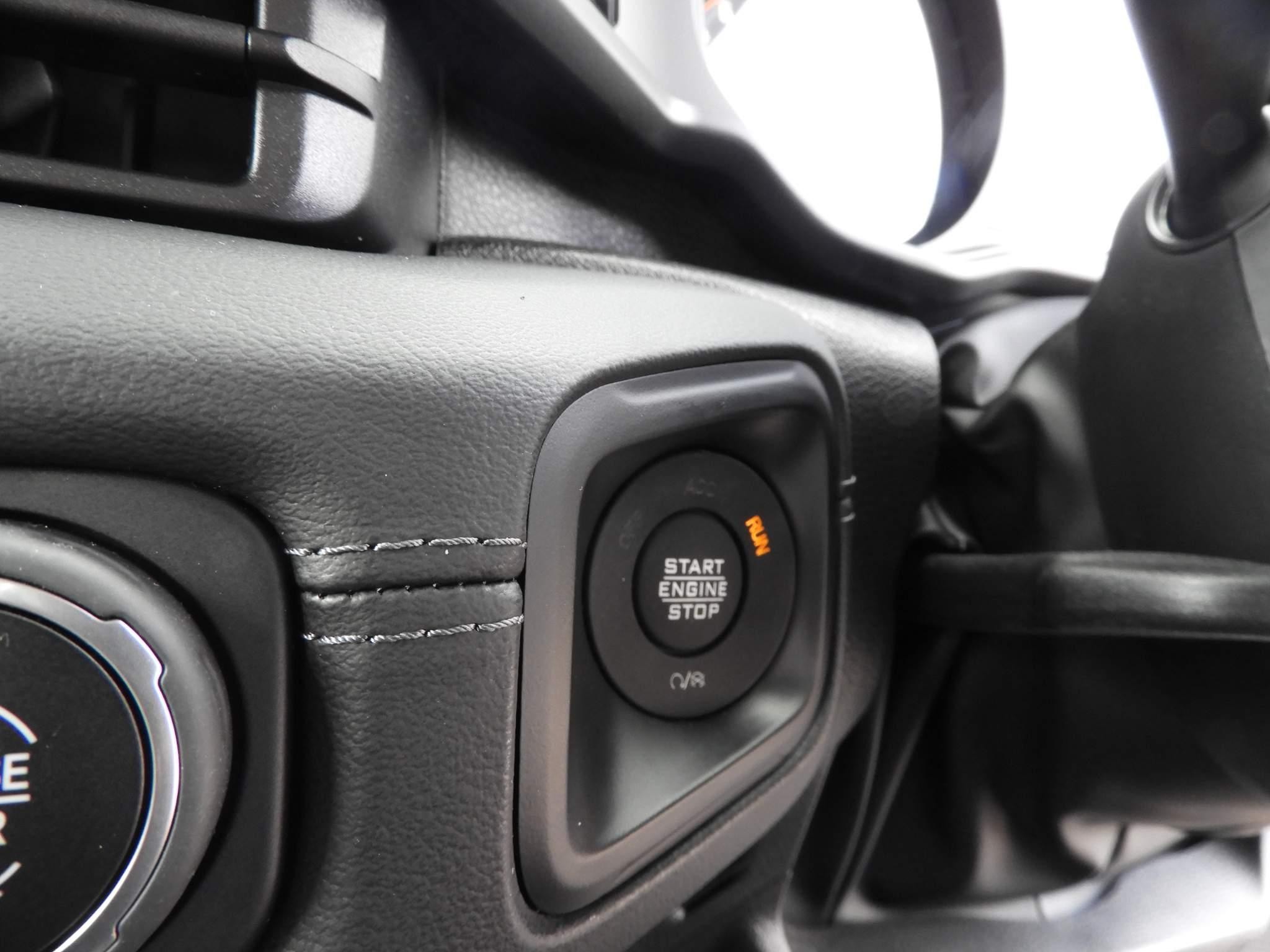 Jeep Wrangler Image 38
