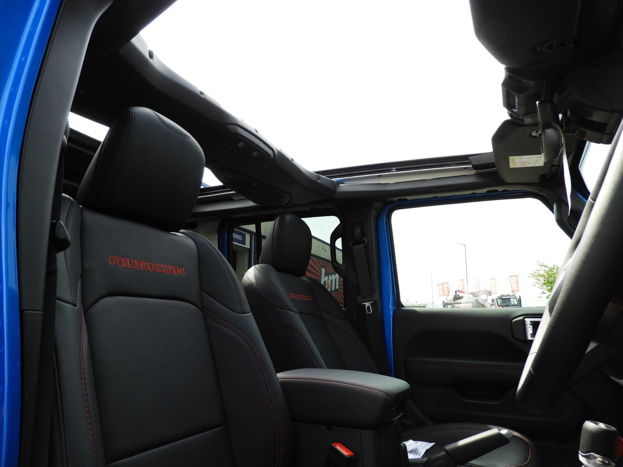 Jeep Wrangler Image 39