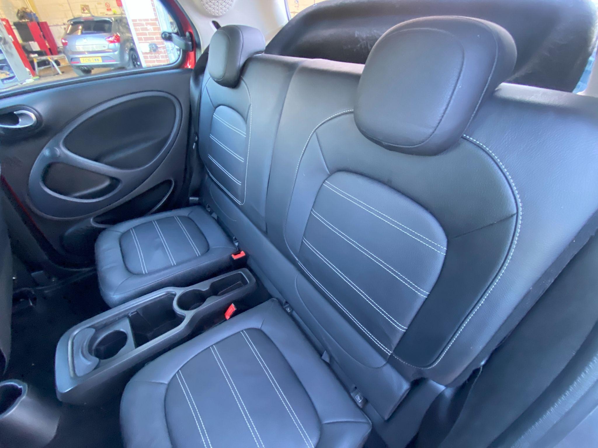 Smart ForFour Image 17