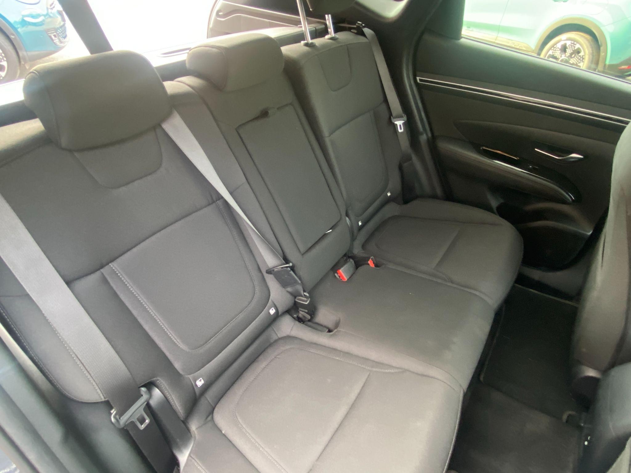 Hyundai TUCSON Image 16