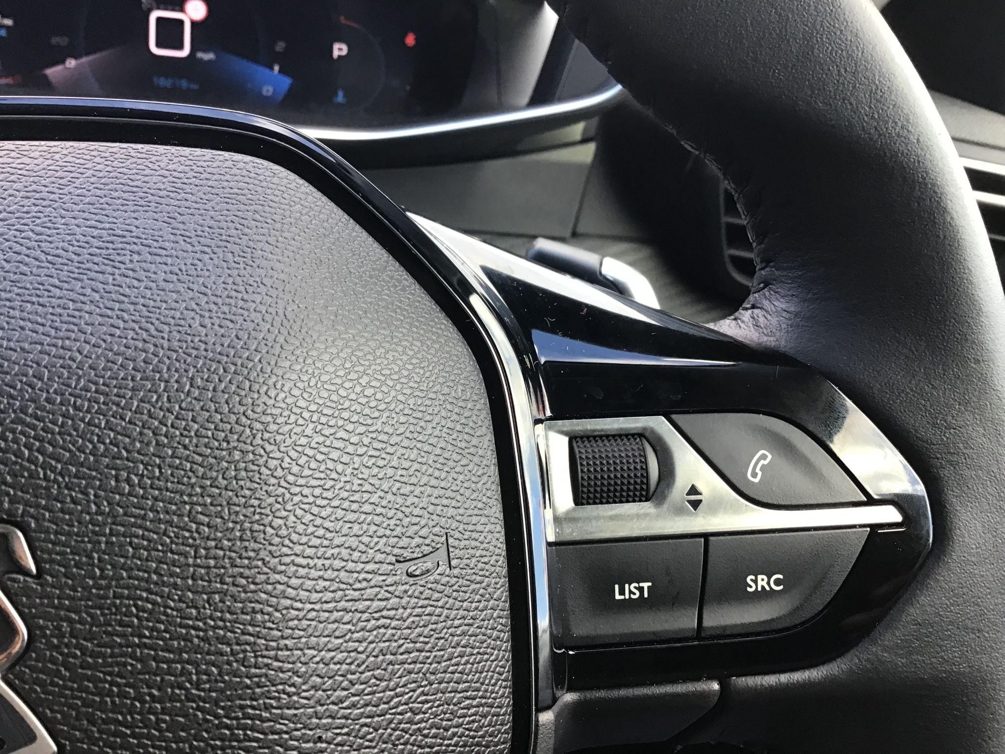 Peugeot 208 Image 13