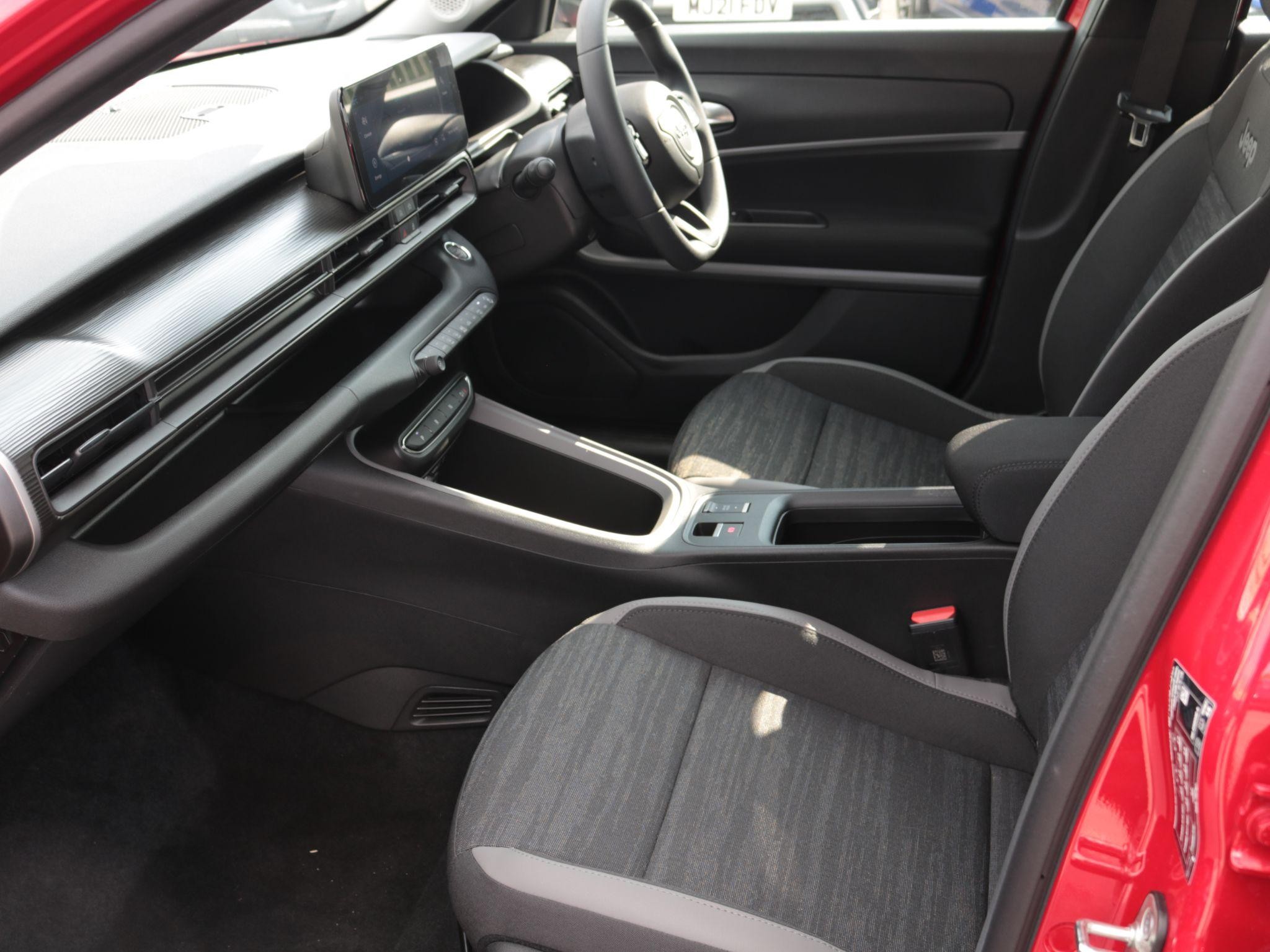 Jeep Avenger Image 15