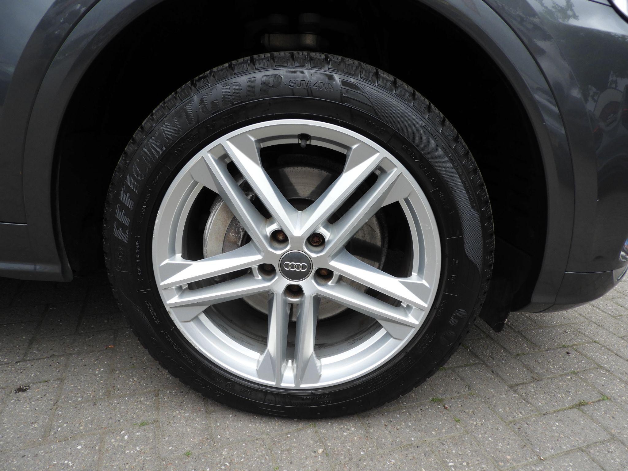 Audi Q5 Image 9