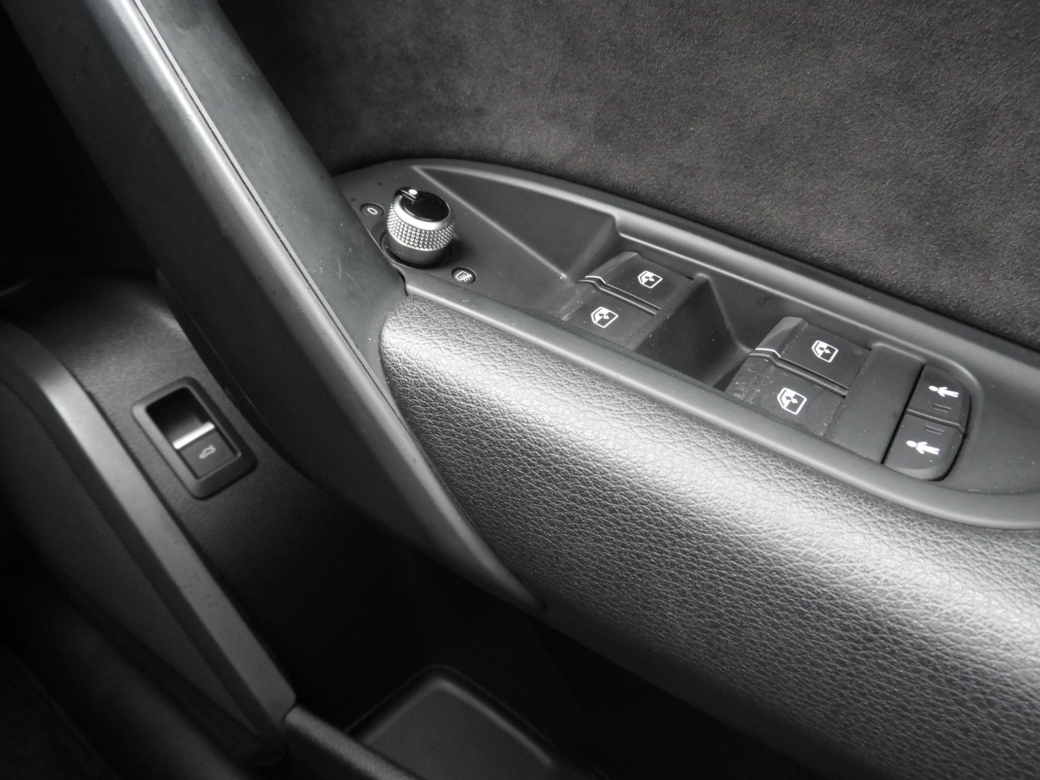 Audi Q5 Image 28