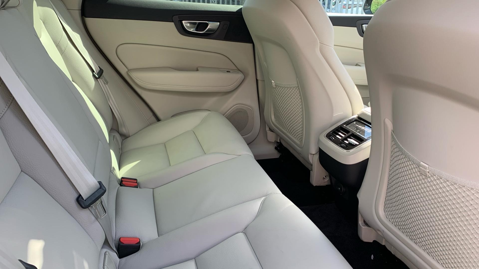 Volvo XC60 Image 33