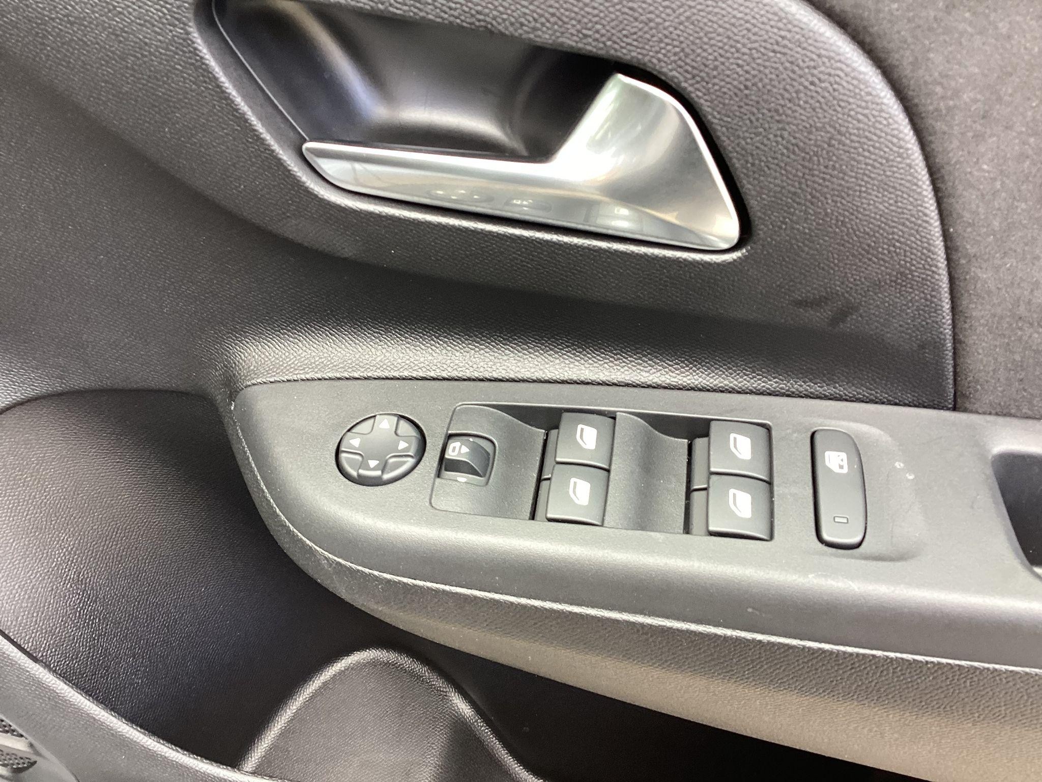 Vauxhall Corsa Image 25