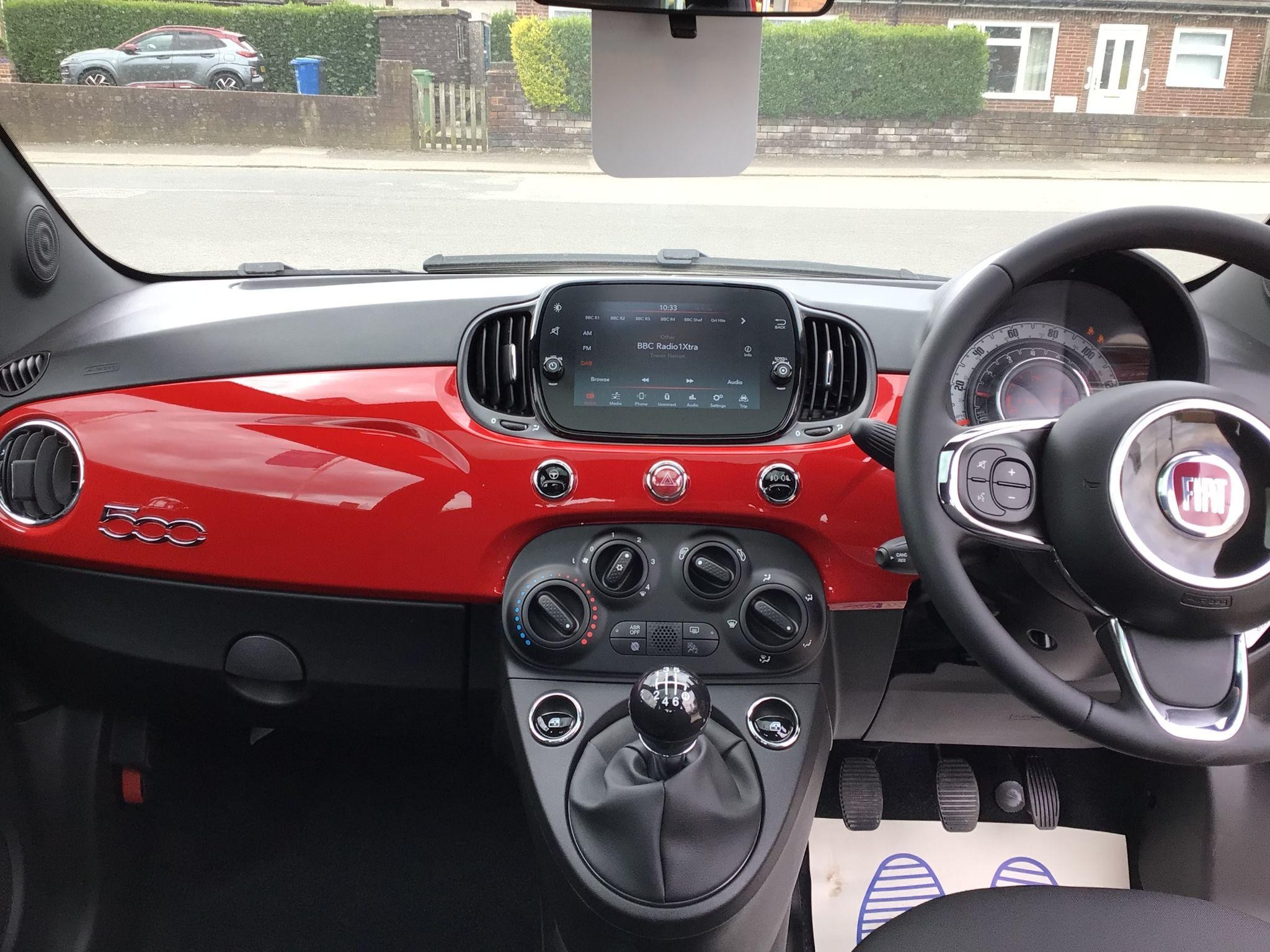 Fiat 500 Hybrid Image 14