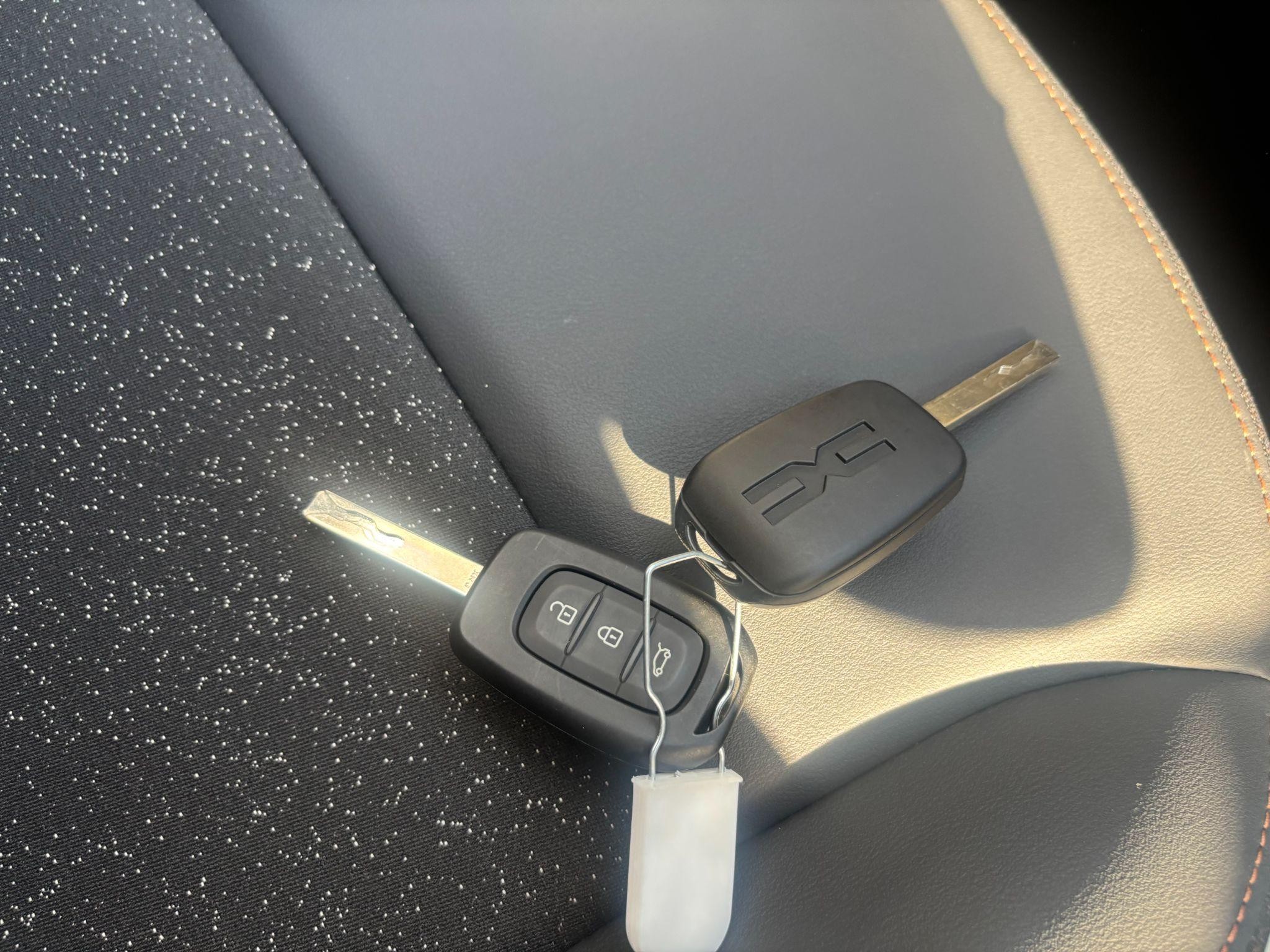 Dacia Spring Image 16