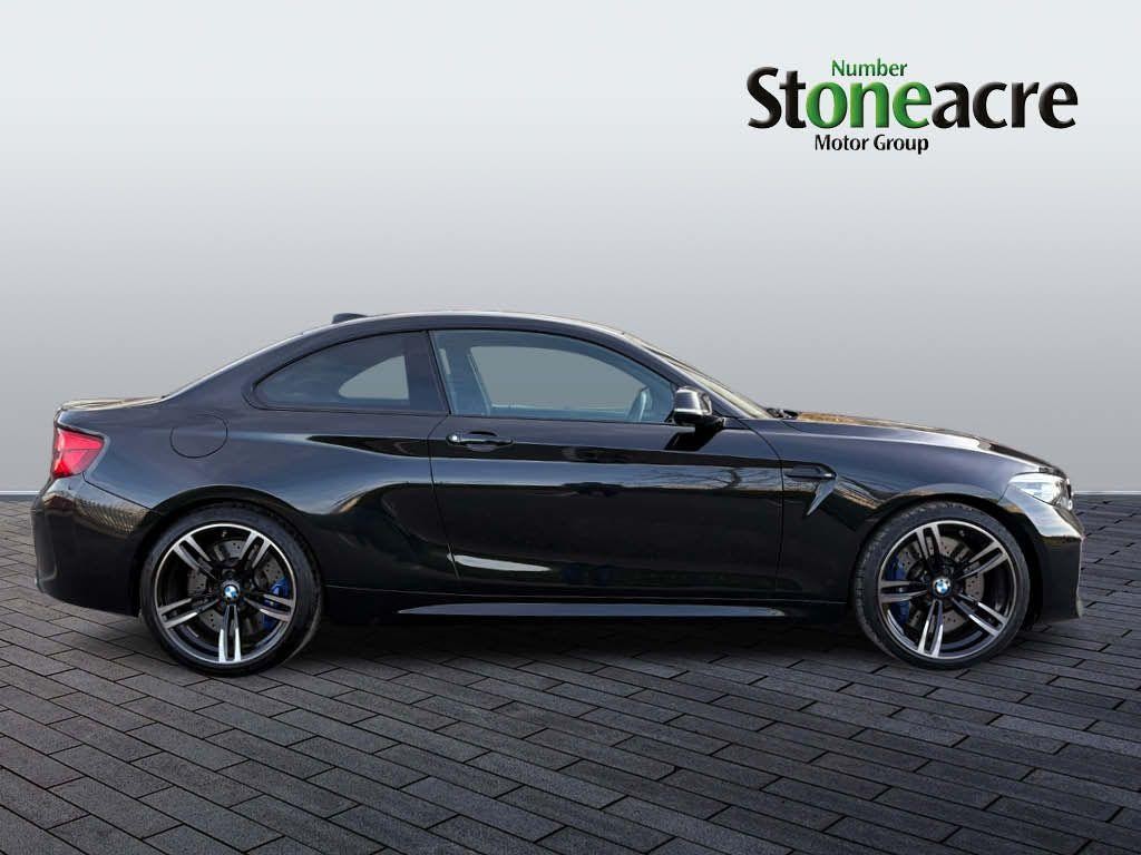 BMW 2 Series Image 2