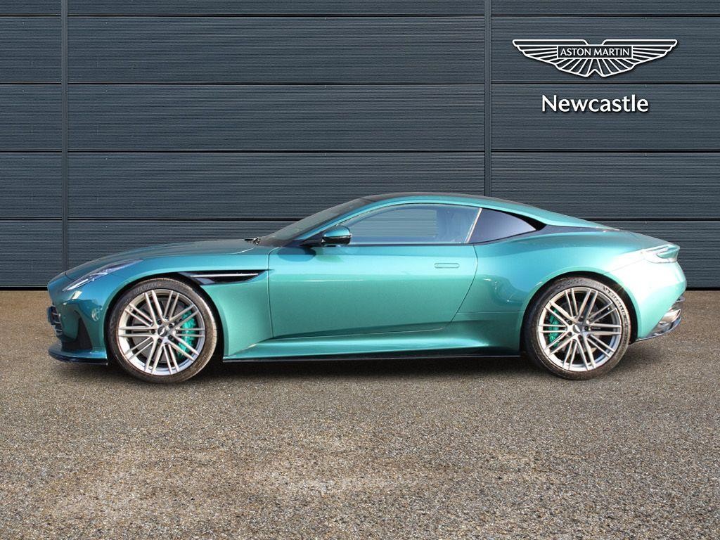 Aston Martin DB12 Image 7