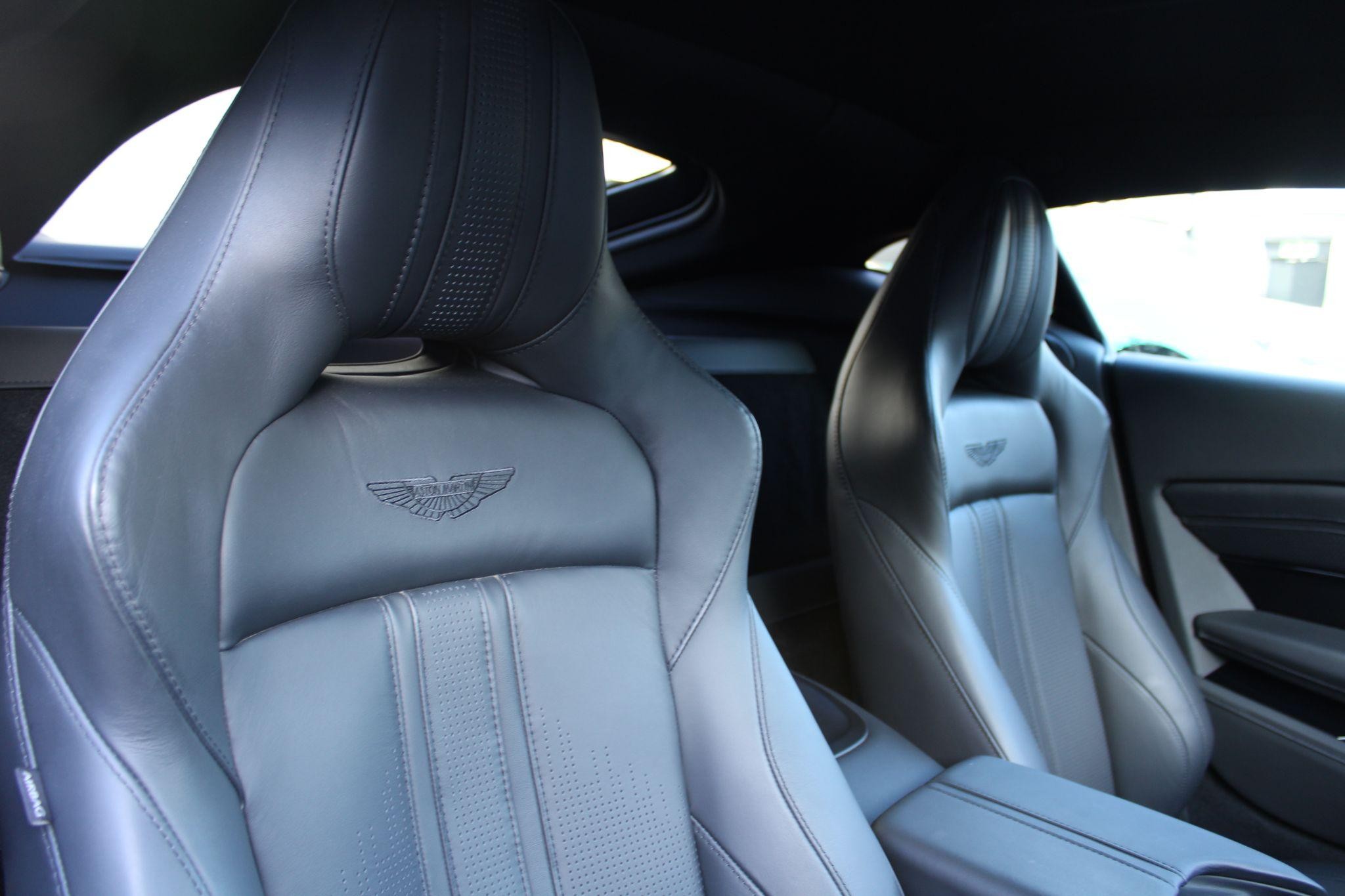 Aston Martin Vantage Image 41