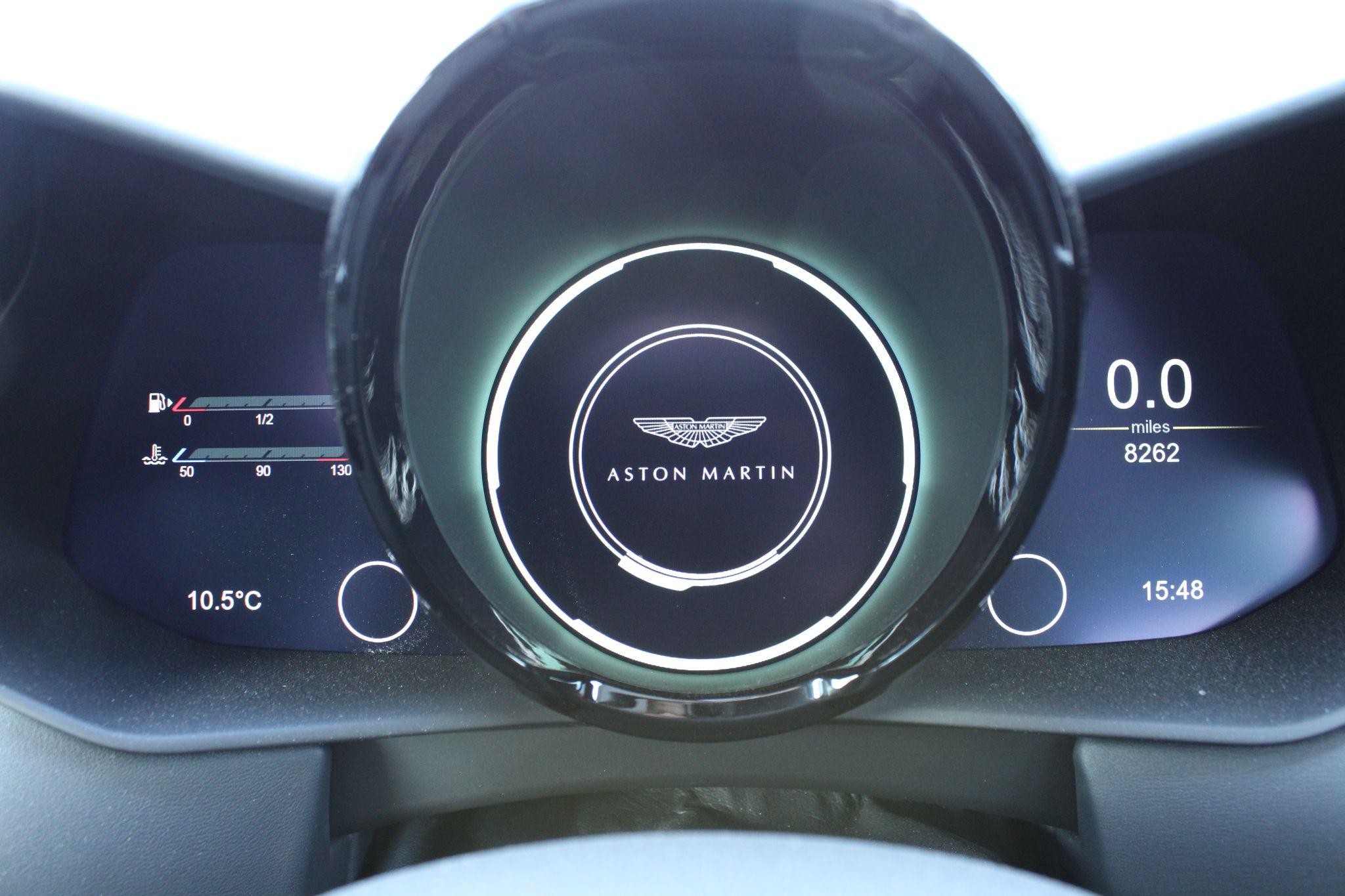 Aston Martin Vantage Image 42