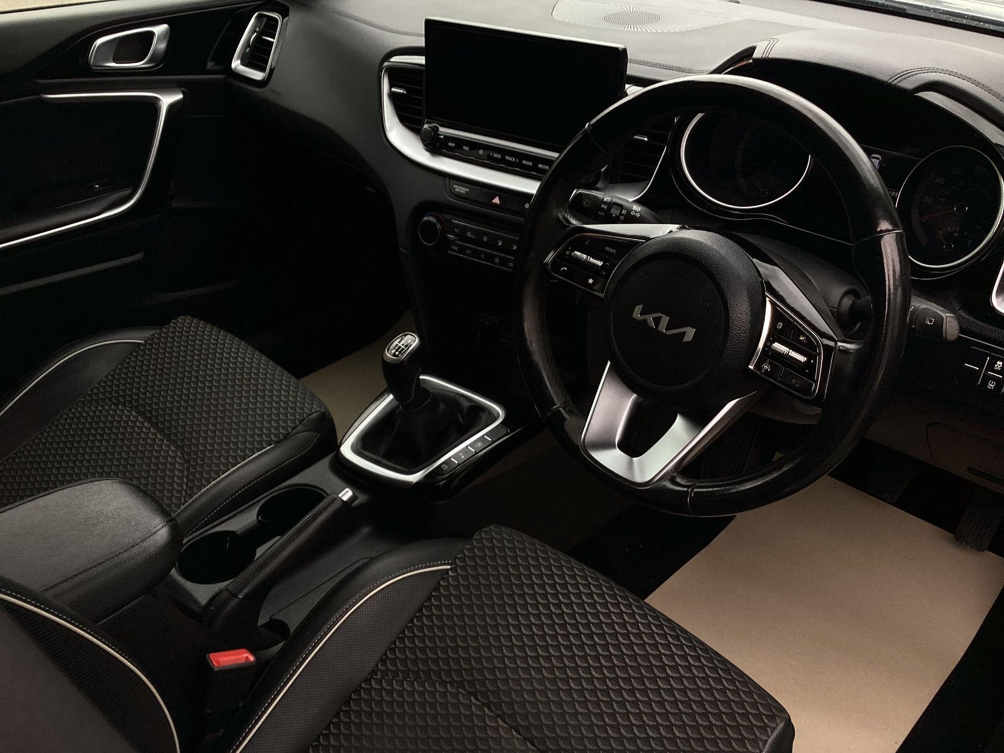 Kia Ceed Image 11