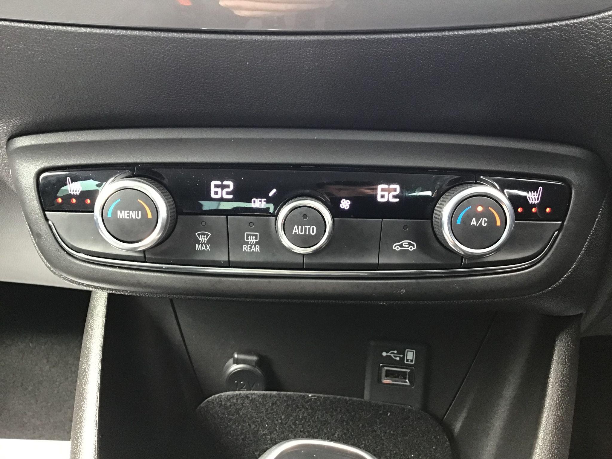 Vauxhall Crossland Image 15