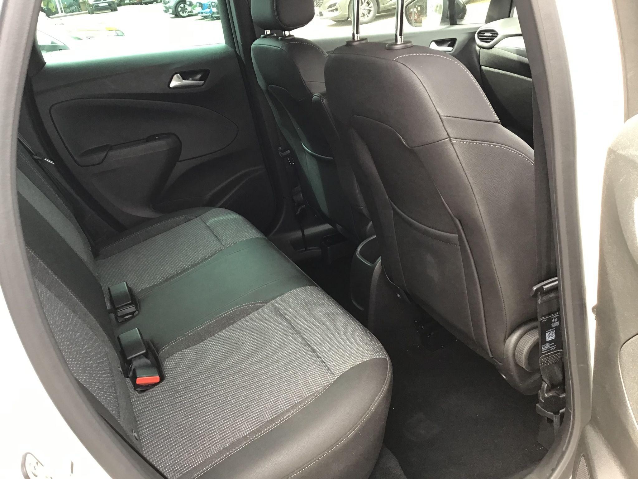 Vauxhall Crossland Image 19