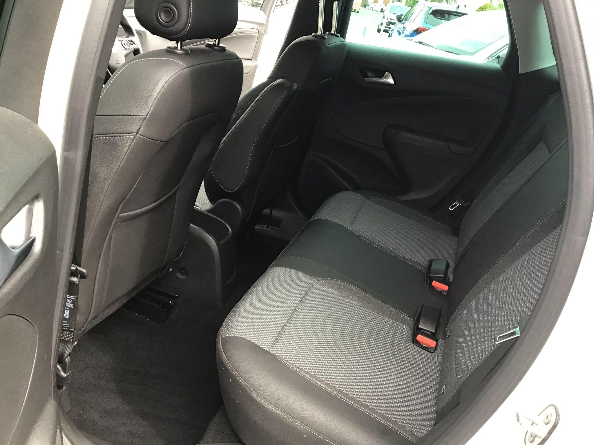 Vauxhall Crossland Image 20