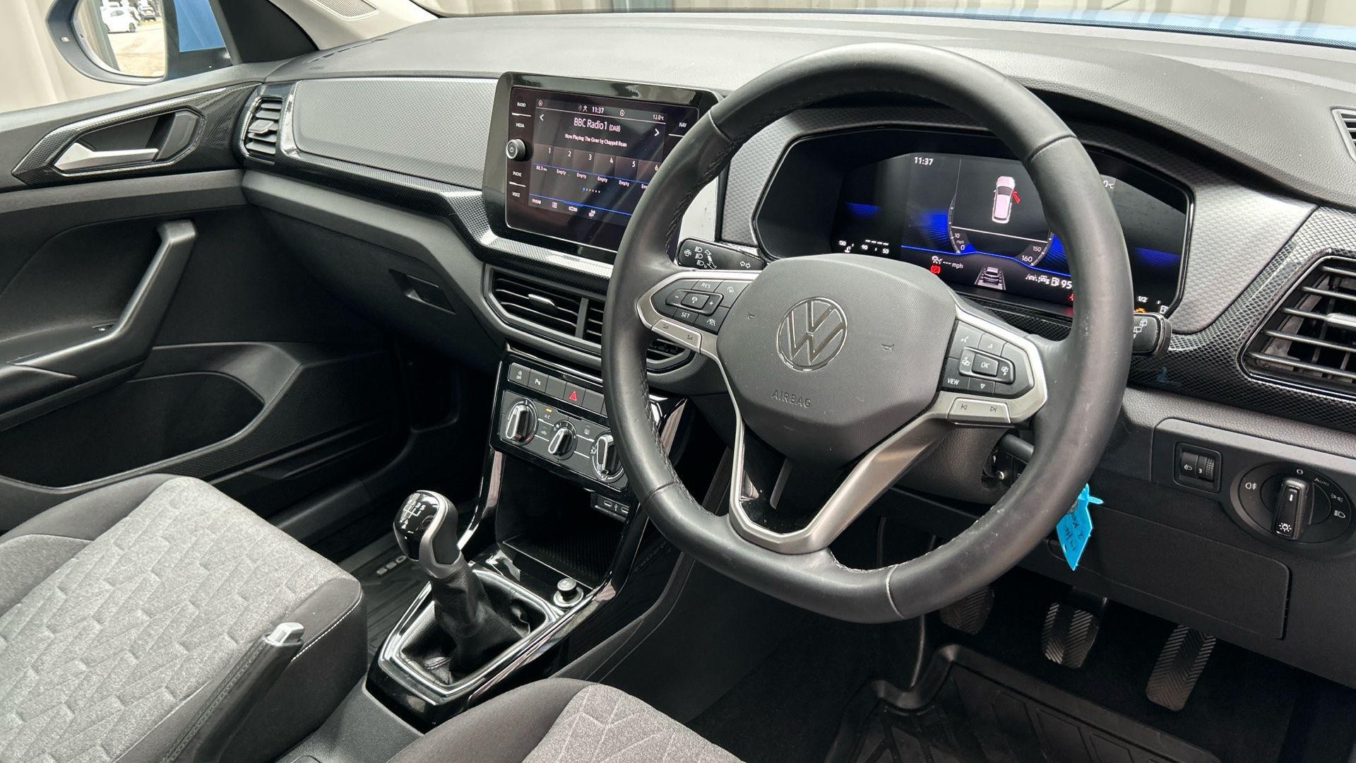 Volkswagen T-Cross Image 10