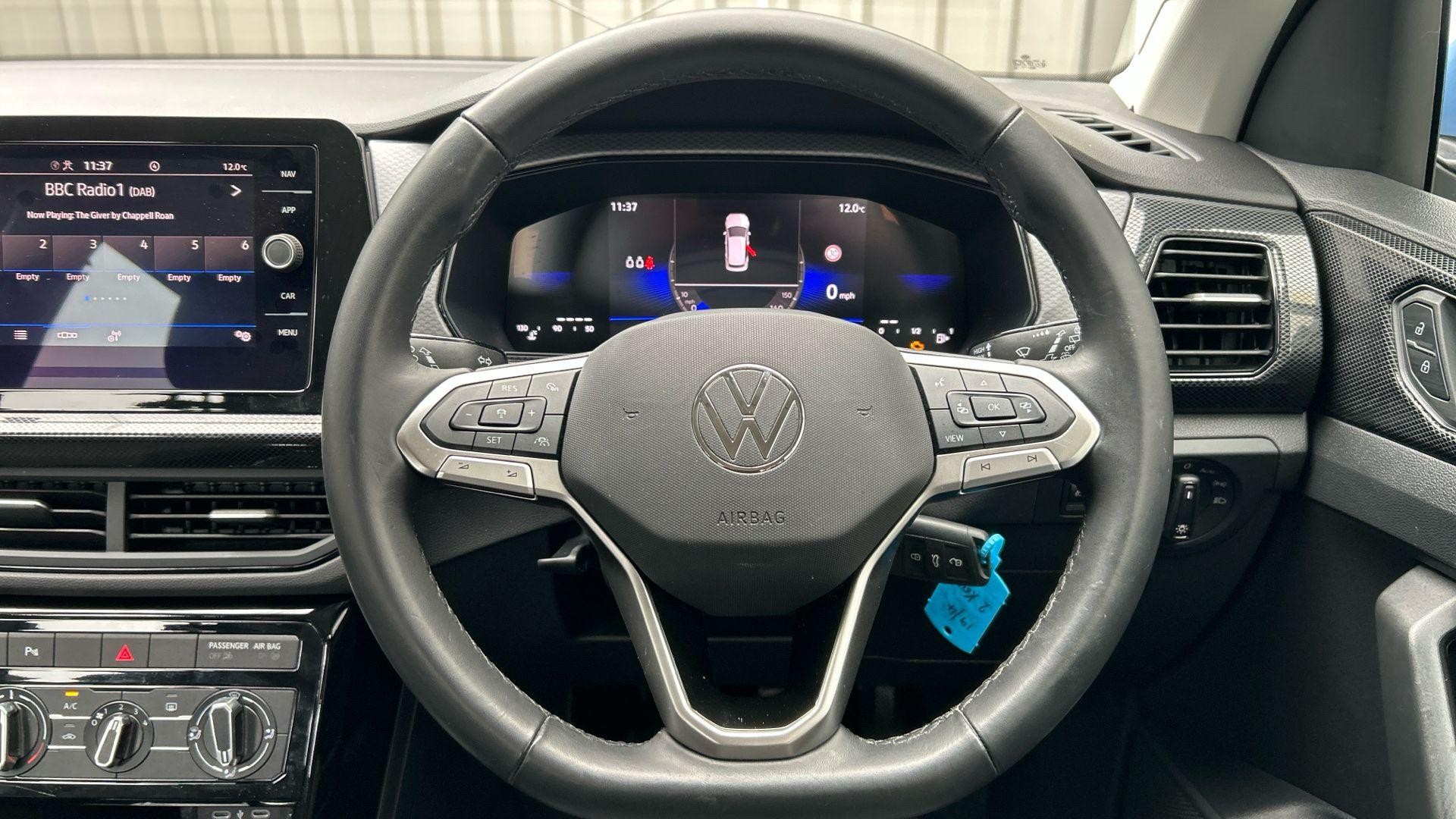 Volkswagen T-Cross Image 12