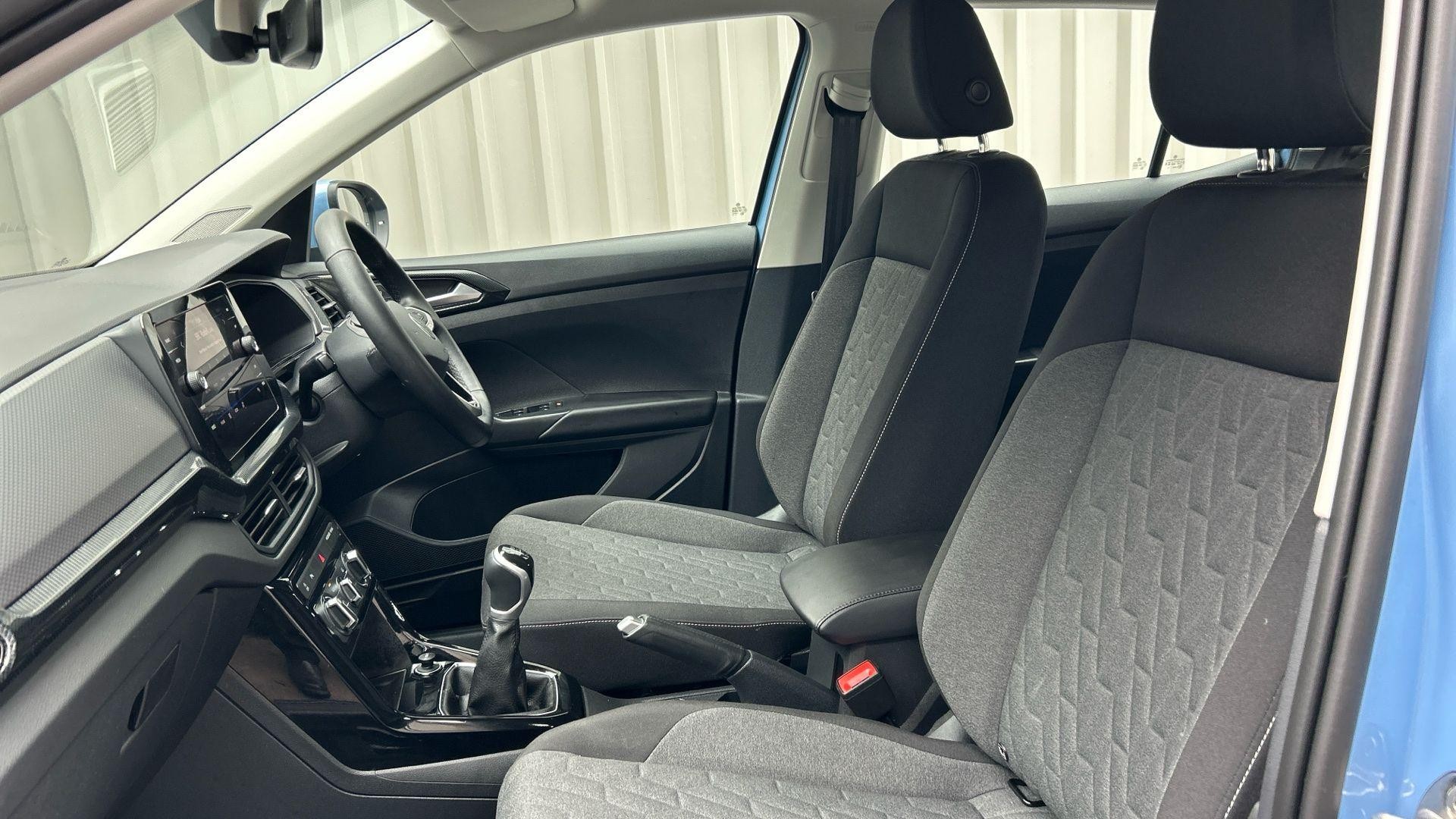 Volkswagen T-Cross Image 14