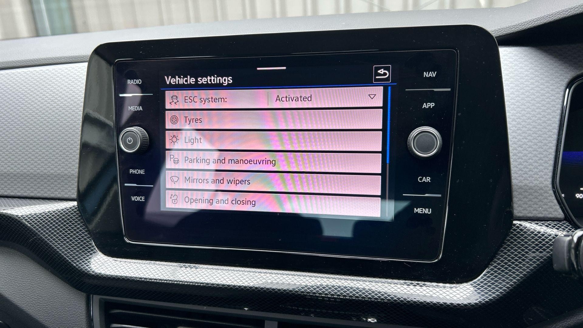 Volkswagen T-Cross Image 33