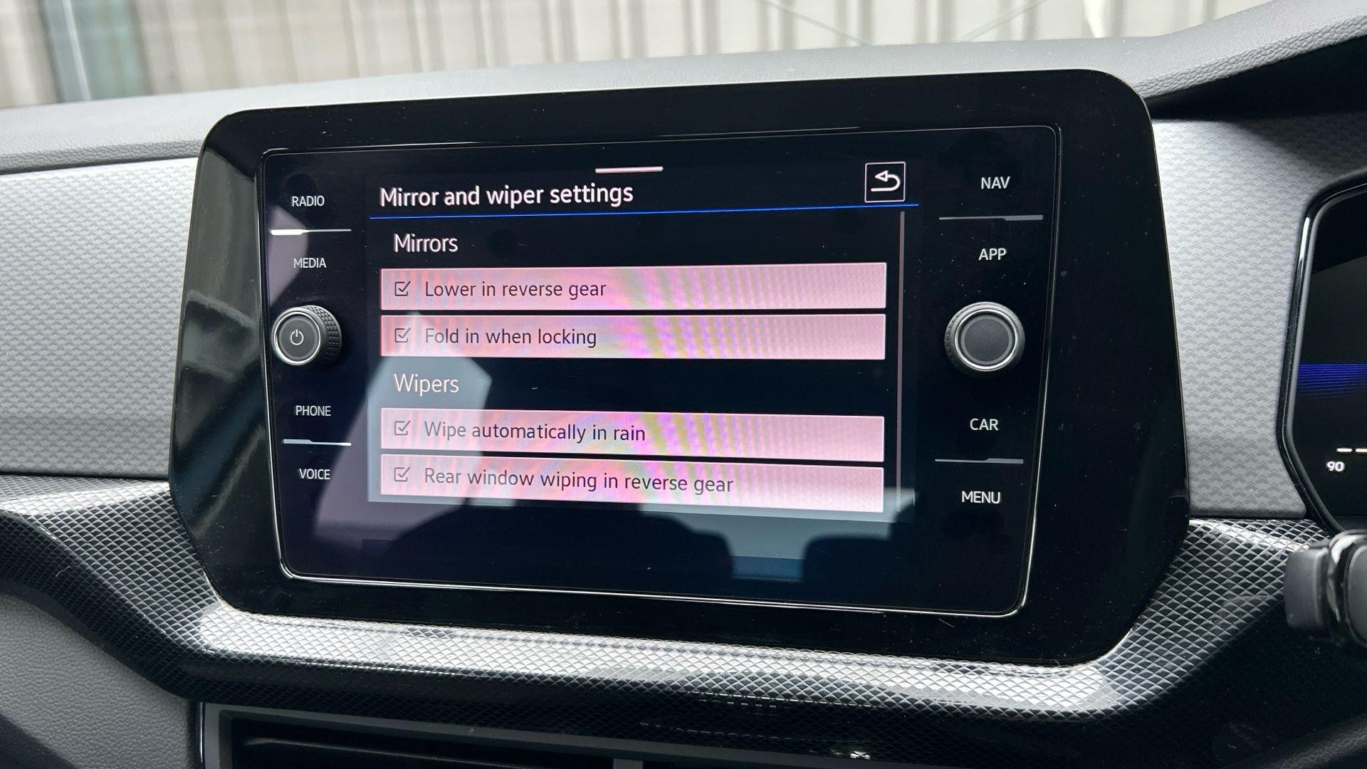 Volkswagen T-Cross Image 36