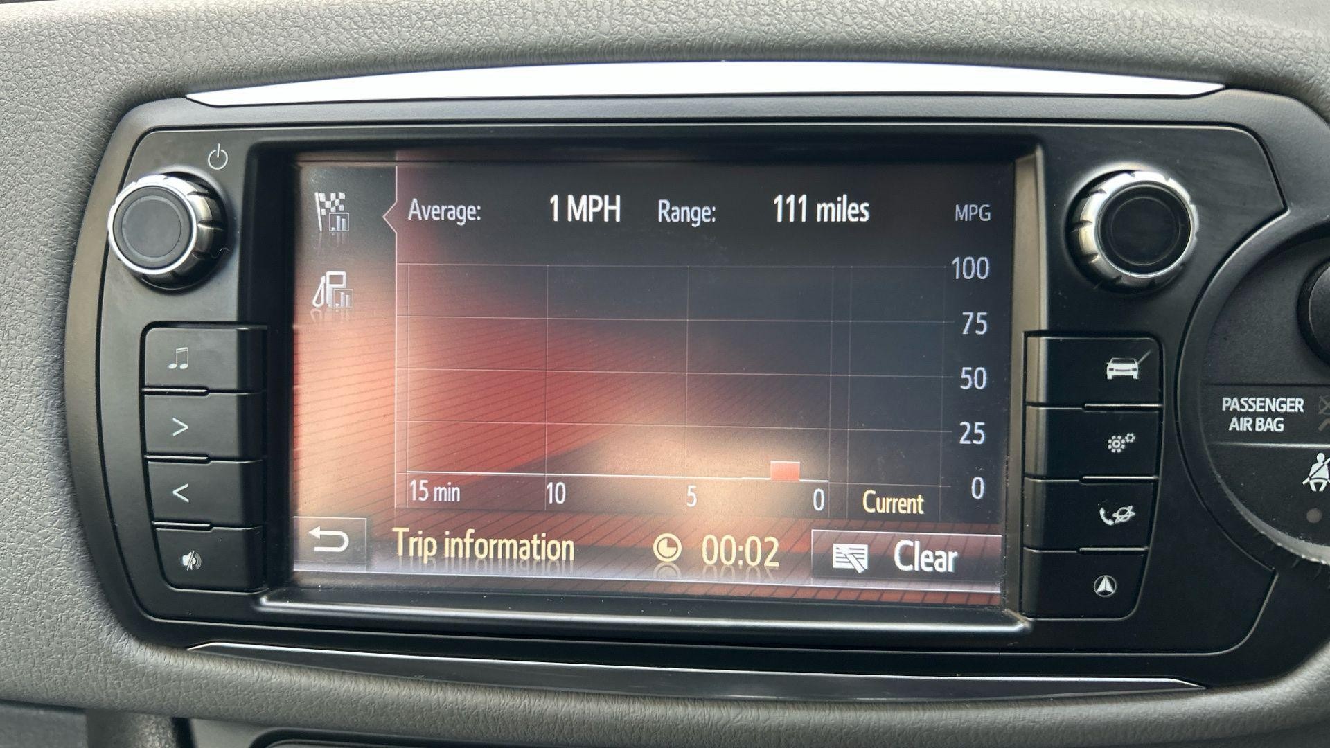 Toyota Yaris Image 28