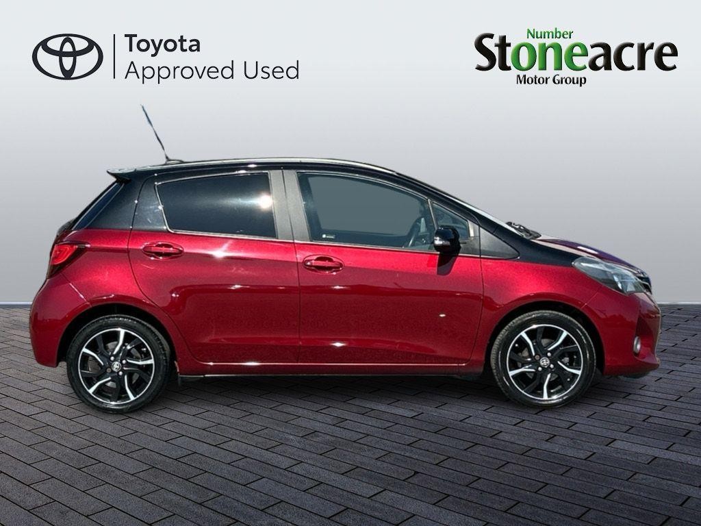 Toyota Yaris Image 4