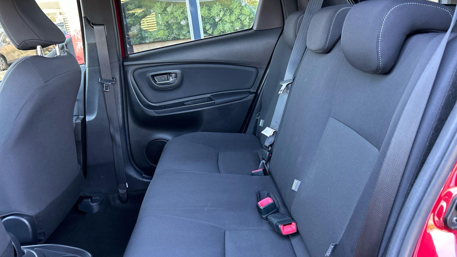 Toyota Yaris Image 19