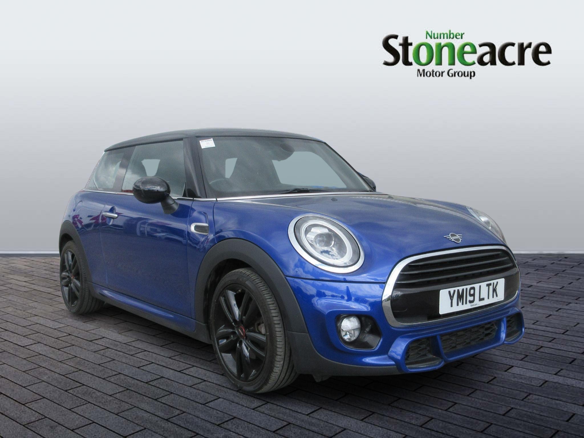 MINI Hatch Image 1