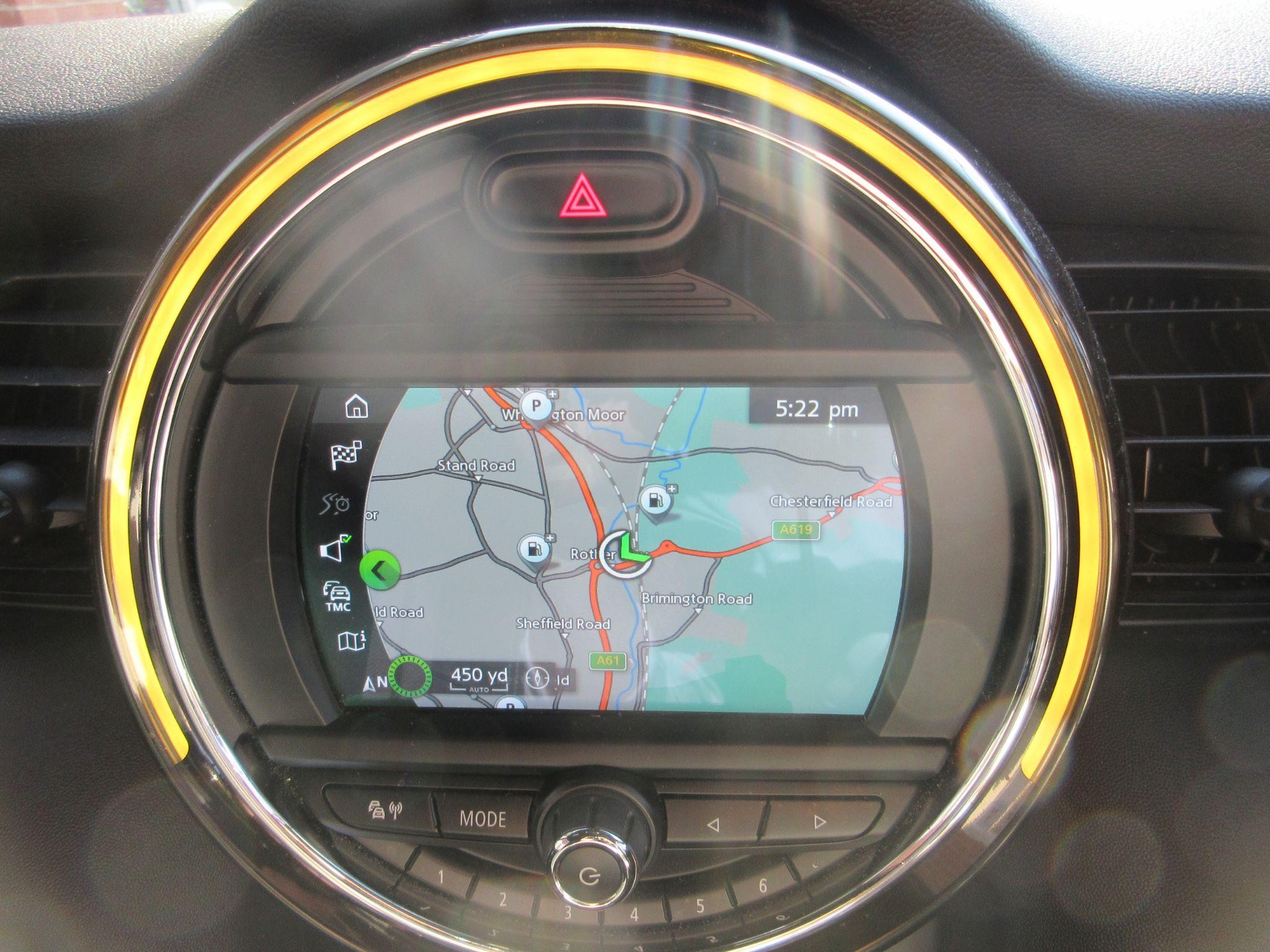MINI Hatch Image 27