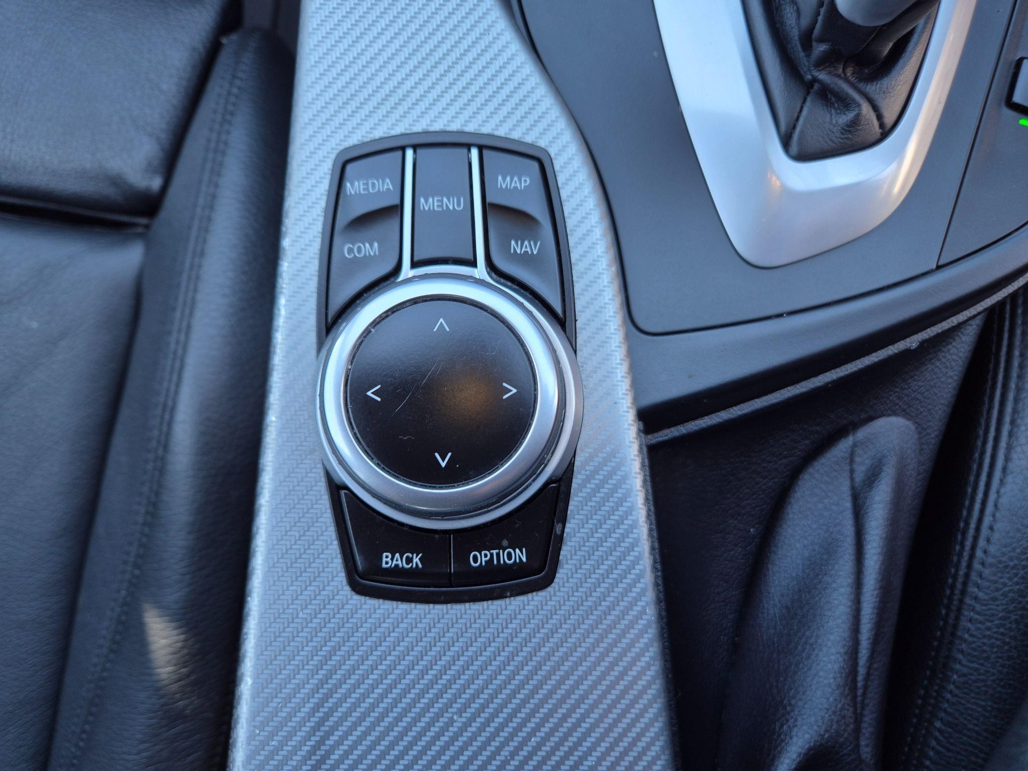 BMW 3 Series Image 20