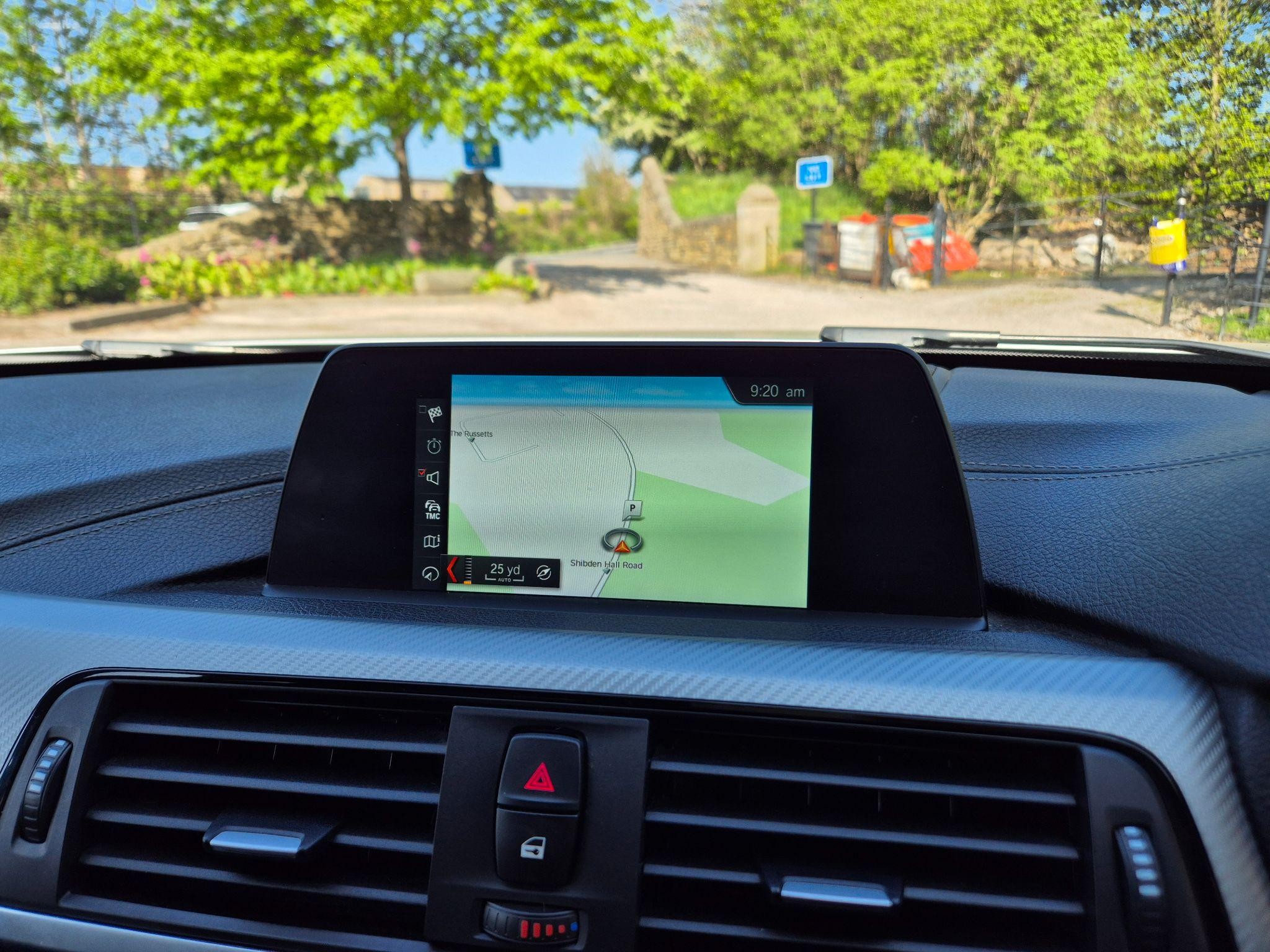 BMW 3 Series Image 23
