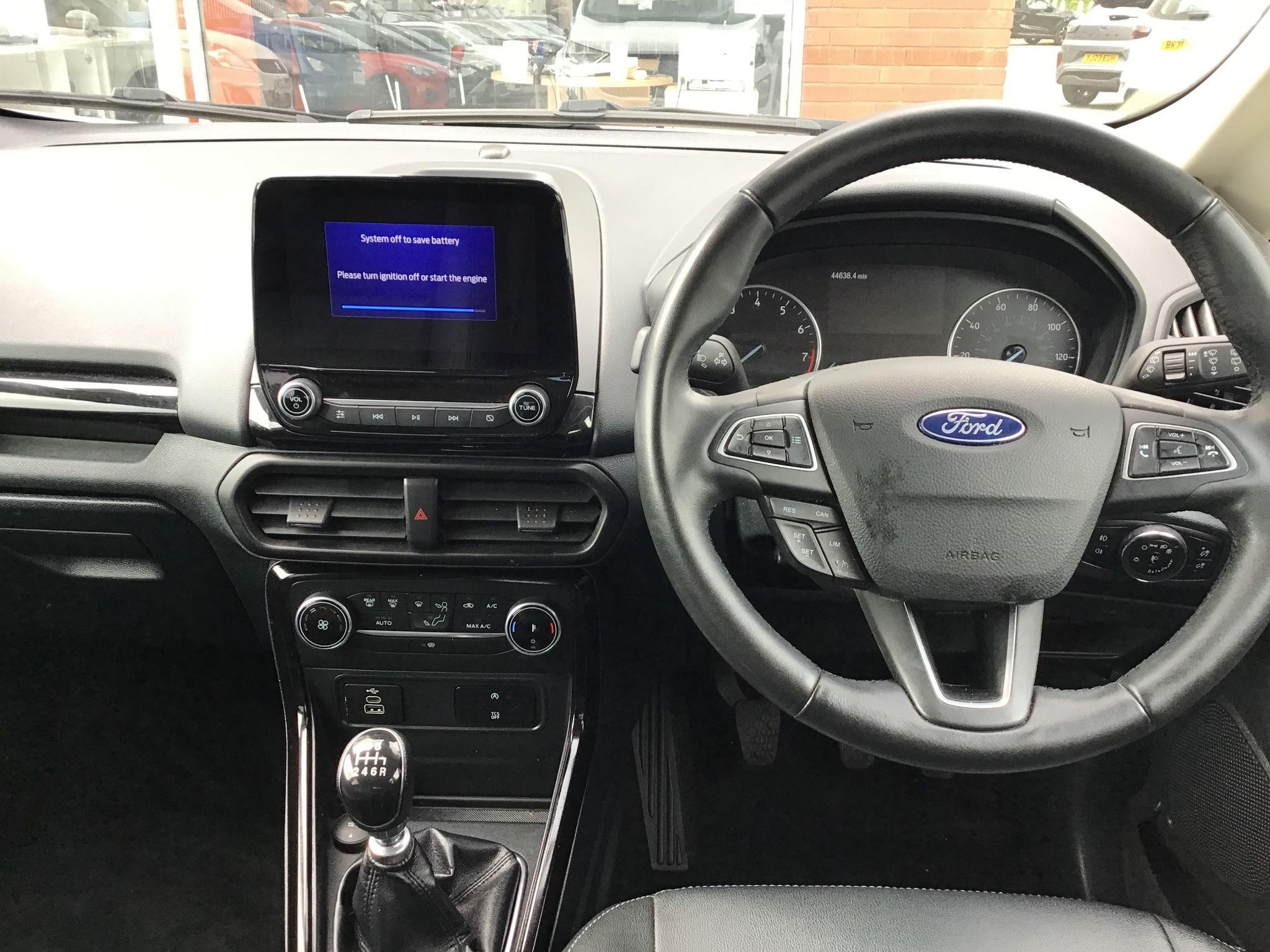 Ford EcoSport Image 12