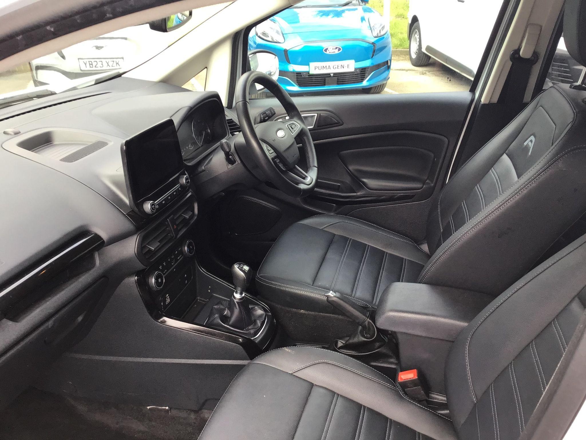 Ford EcoSport Image 13