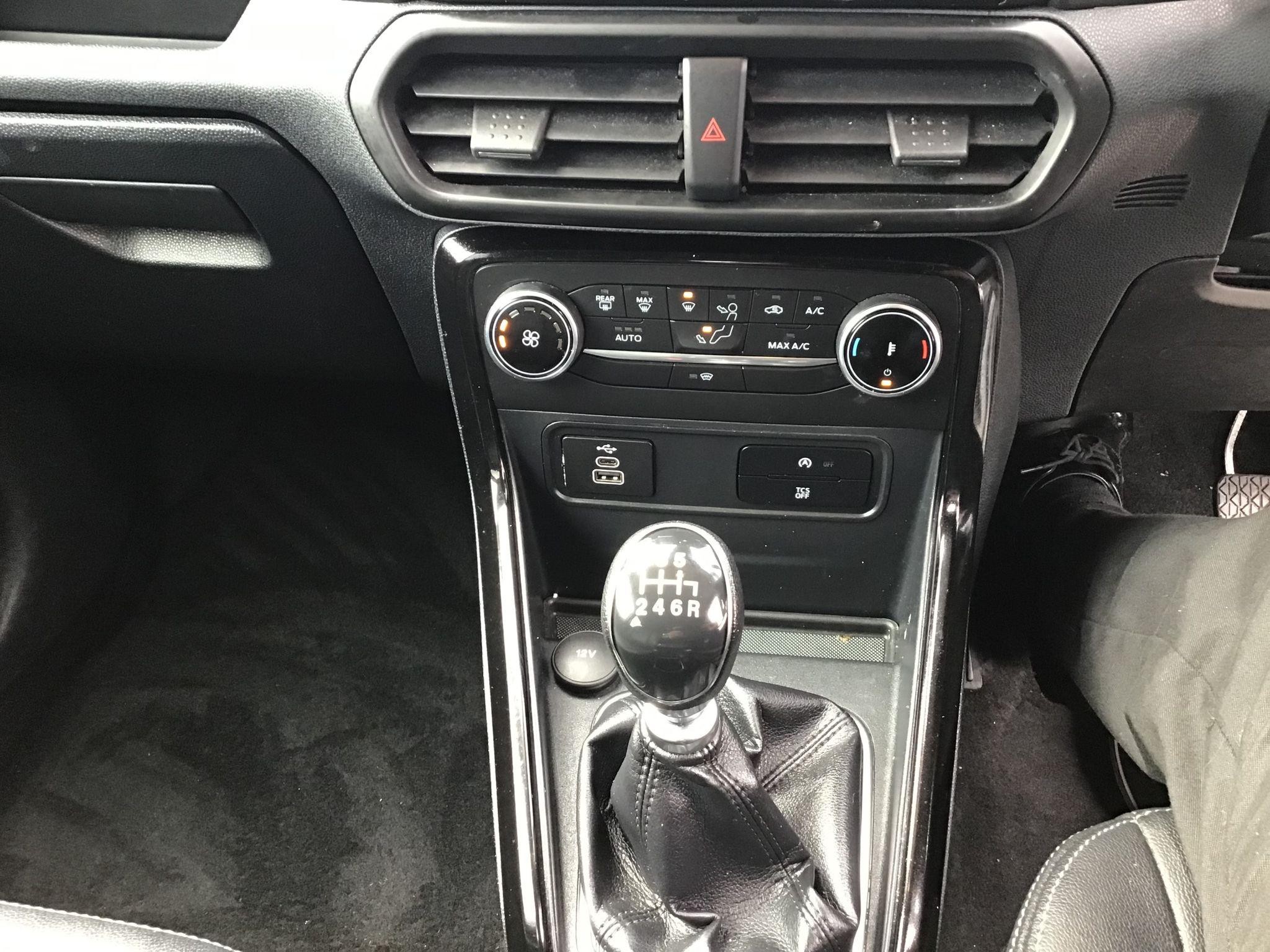 Ford EcoSport Image 16