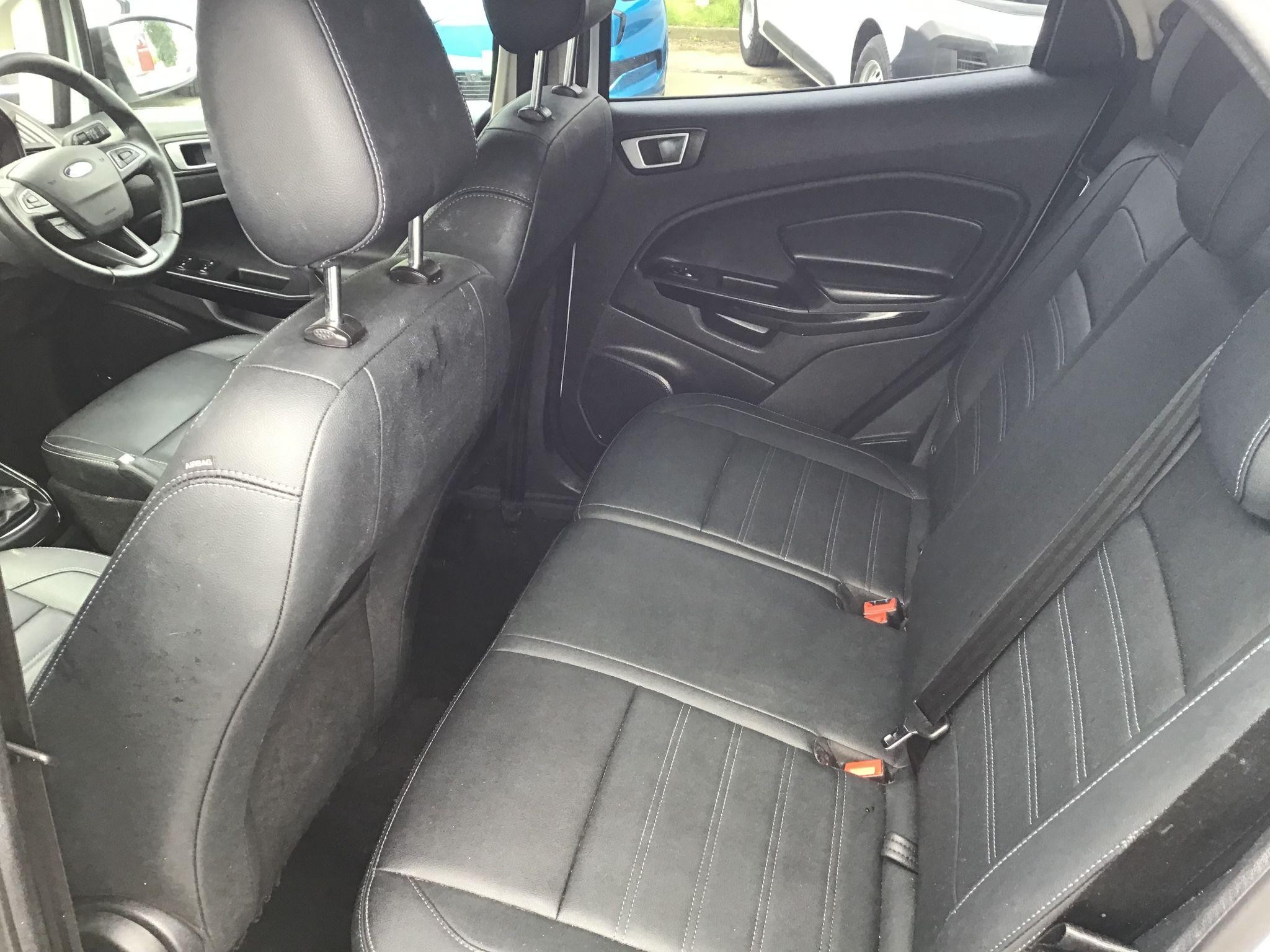 Ford EcoSport Image 18