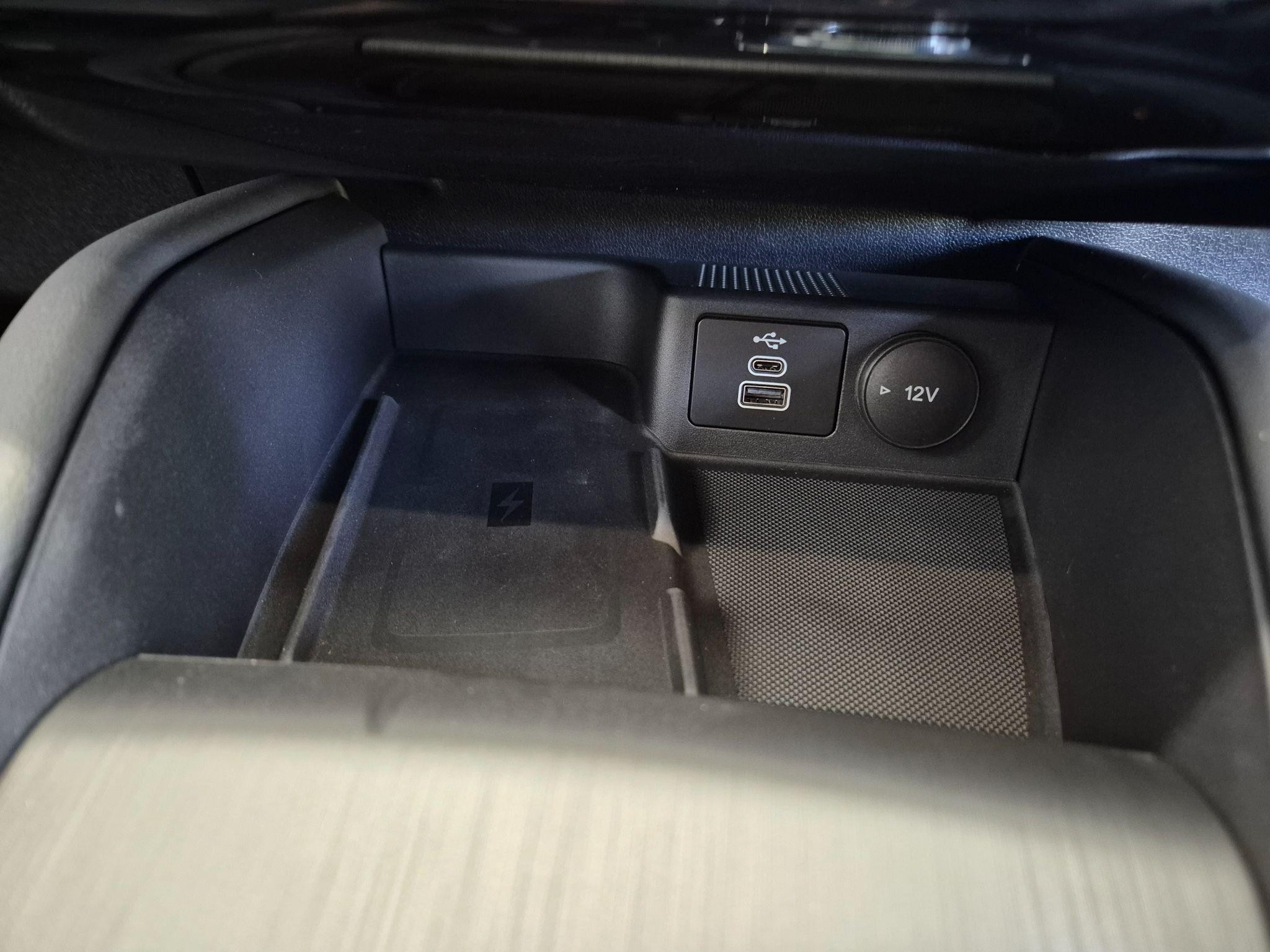 Ford Kuga Image 17