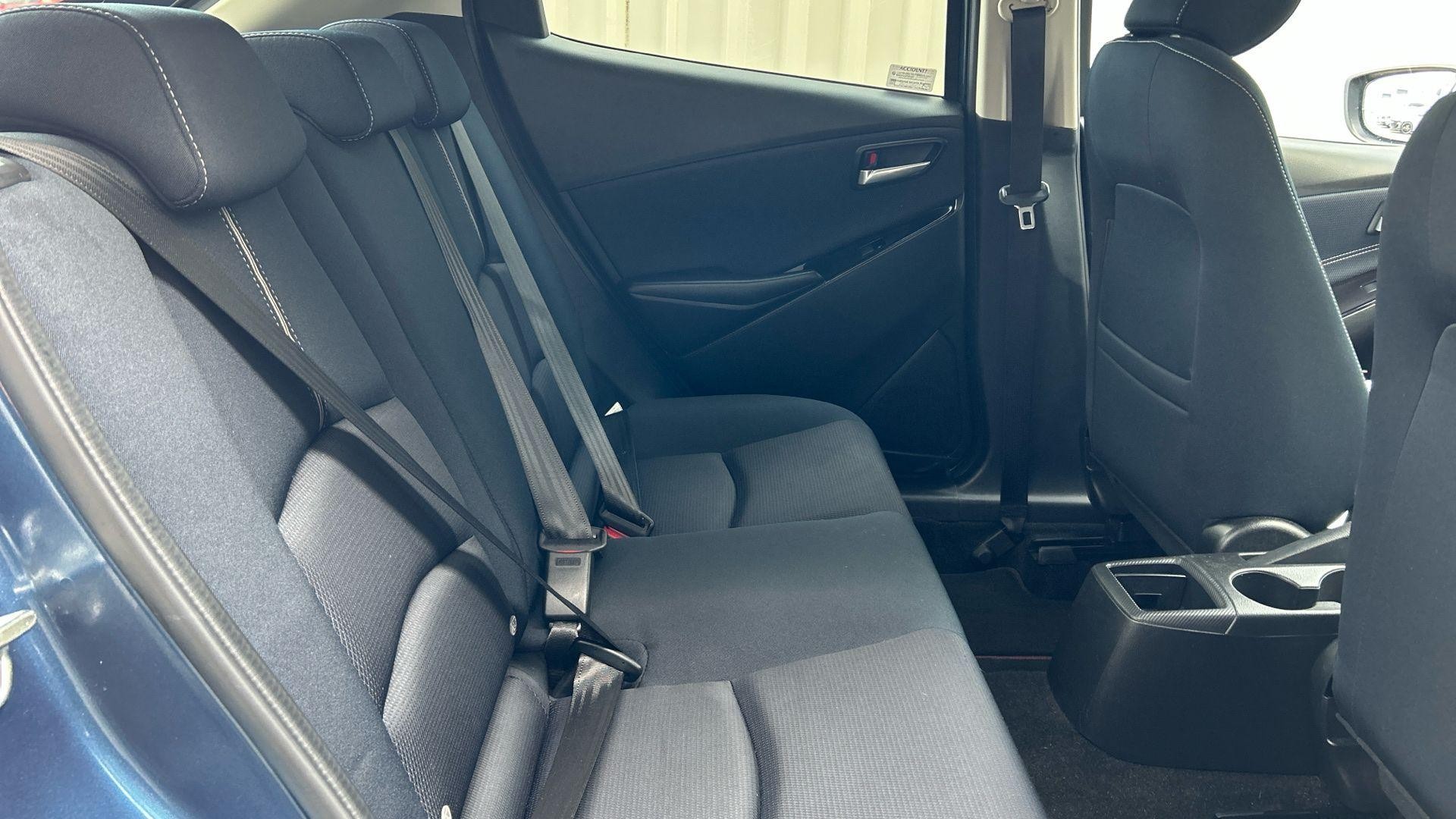 Mazda2 Image 16